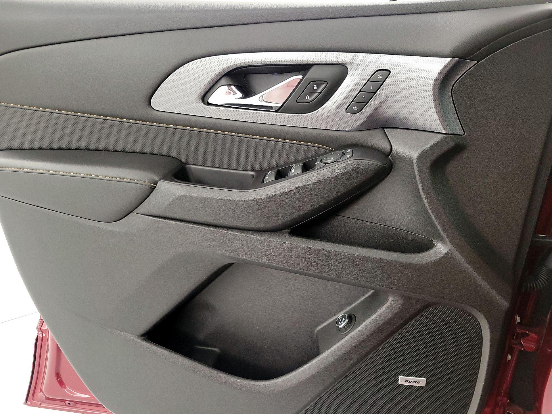 Thumbnail: 2019 Chevrolet Traverse - 12