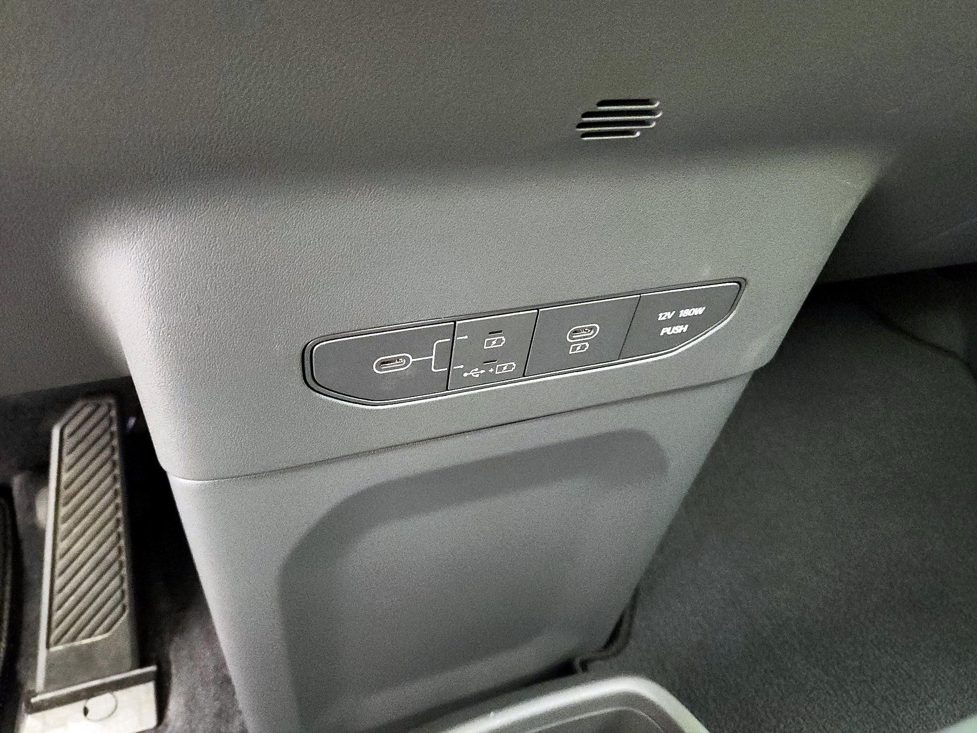 Thumbnail: 2024 Kia EV9 - 19