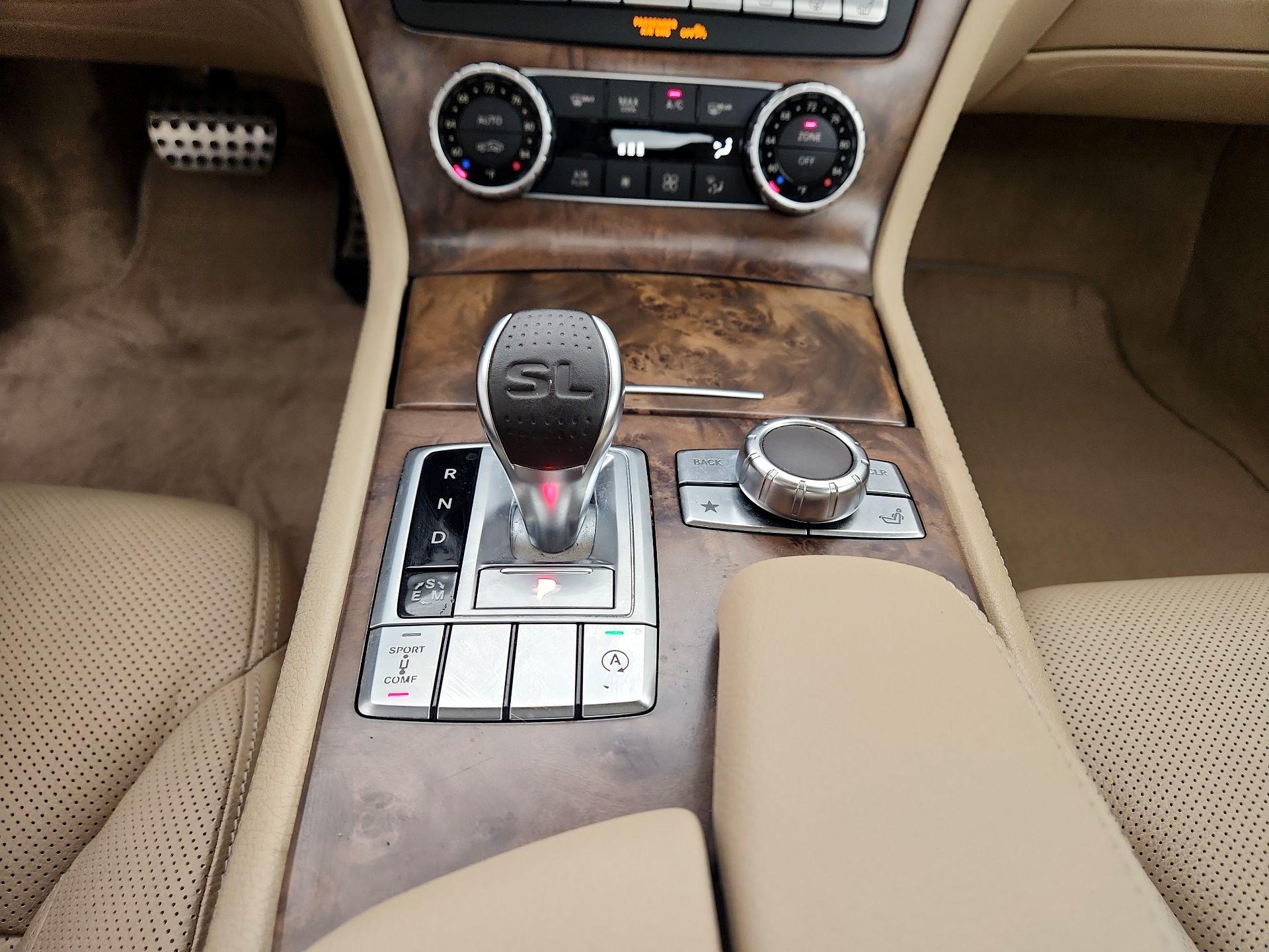 Thumbnail: 2016 Mercedes-Benz SL-Class - 18