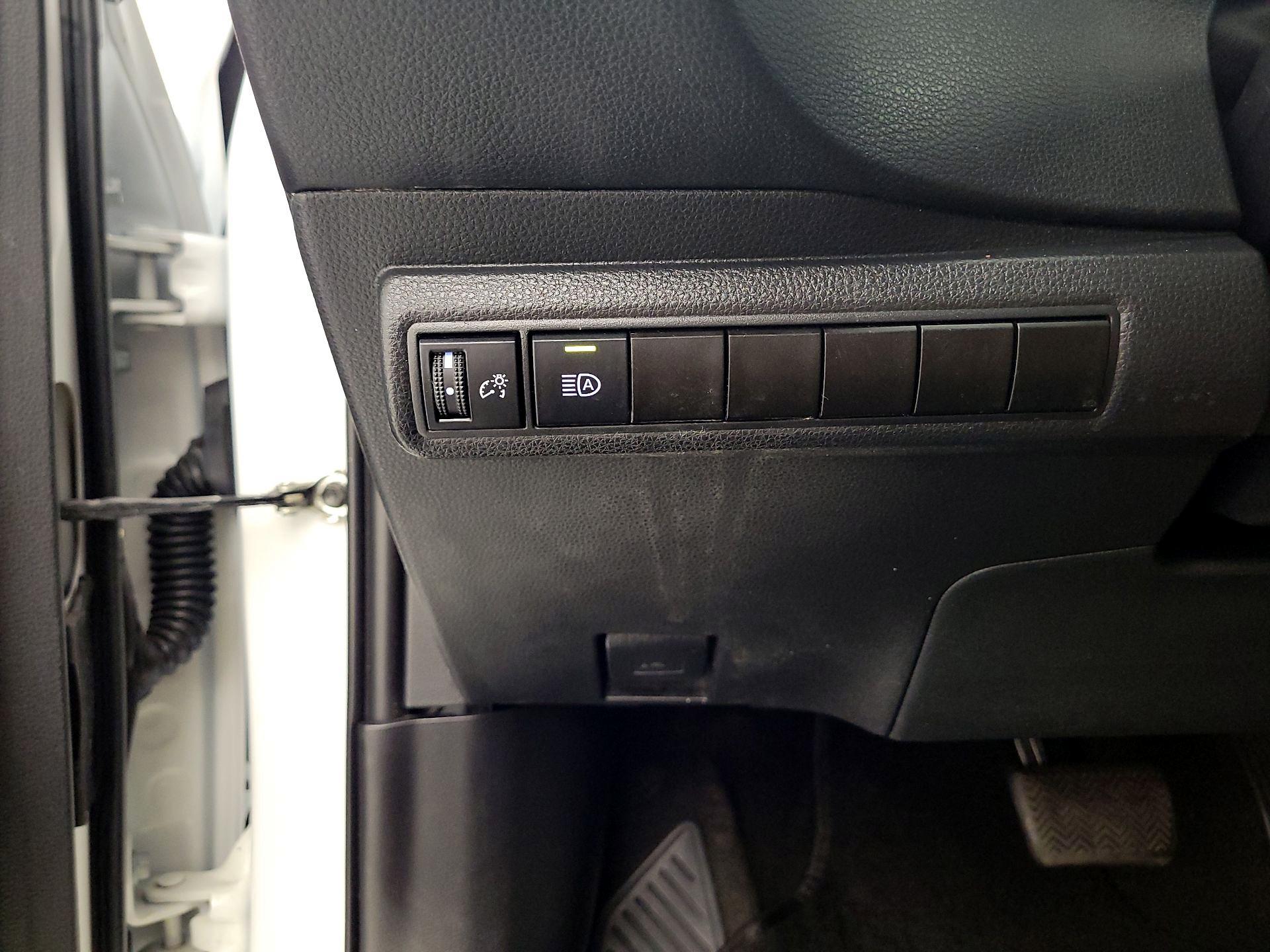 Thumbnail: 2022 Toyota Corolla - 13