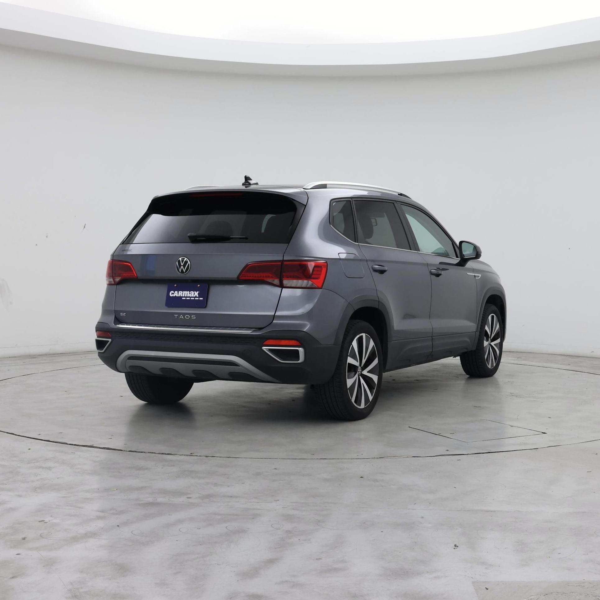 Thumbnail: 2022 Volkswagen Taos - 8