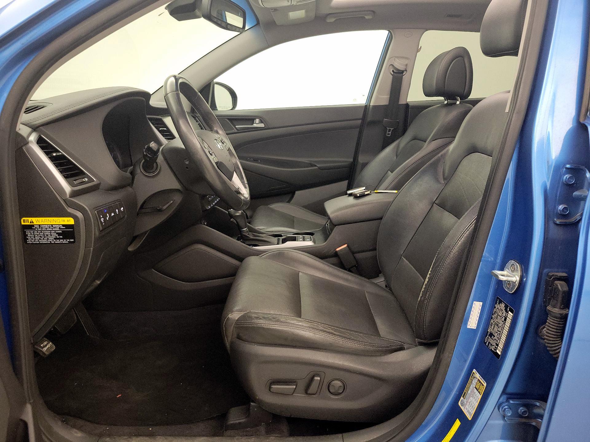 Thumbnail: 2016 Hyundai Tucson - 11