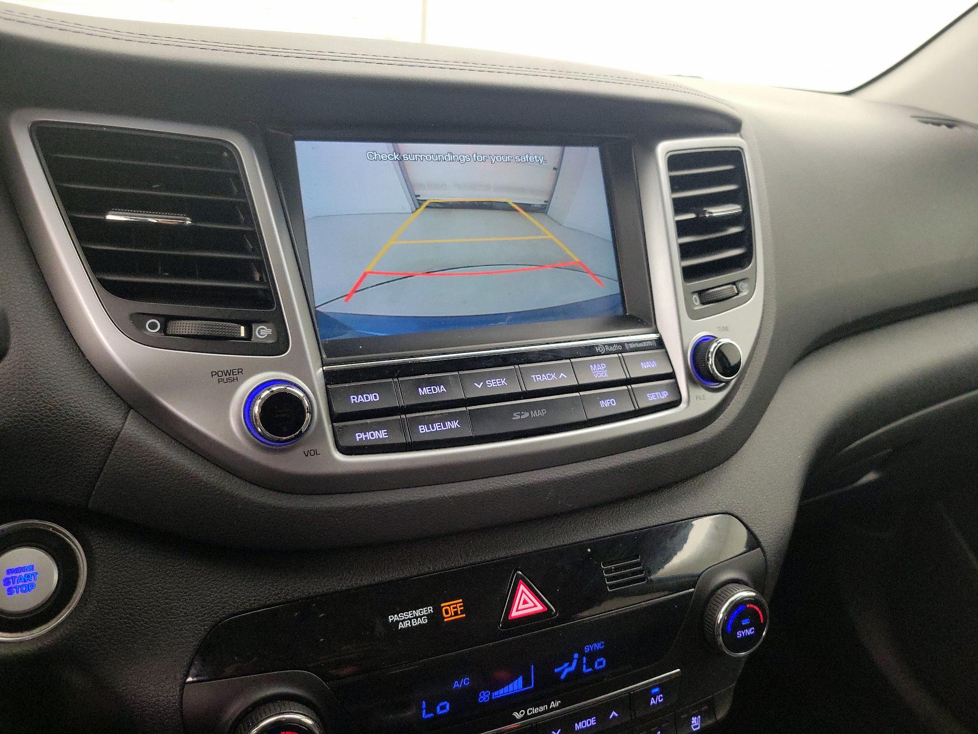 Thumbnail: 2016 Hyundai Tucson - 15