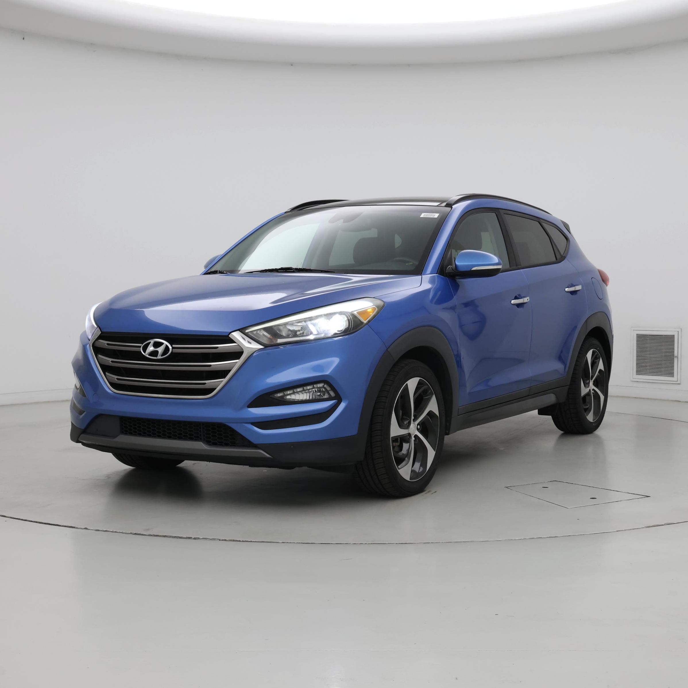 Thumbnail: 2016 Hyundai Tucson - 4