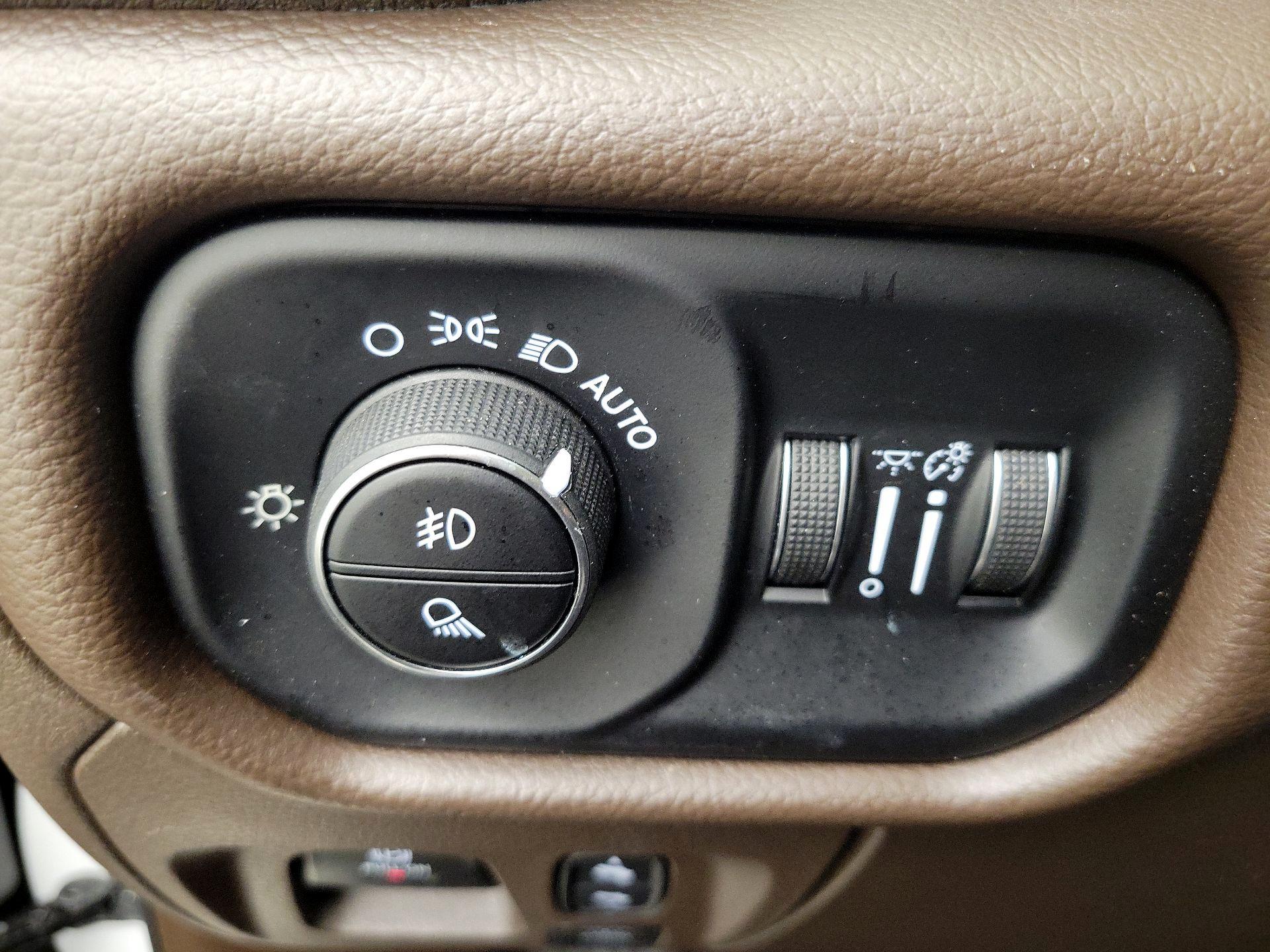 Thumbnail: 2025 RAM 1500 - 13