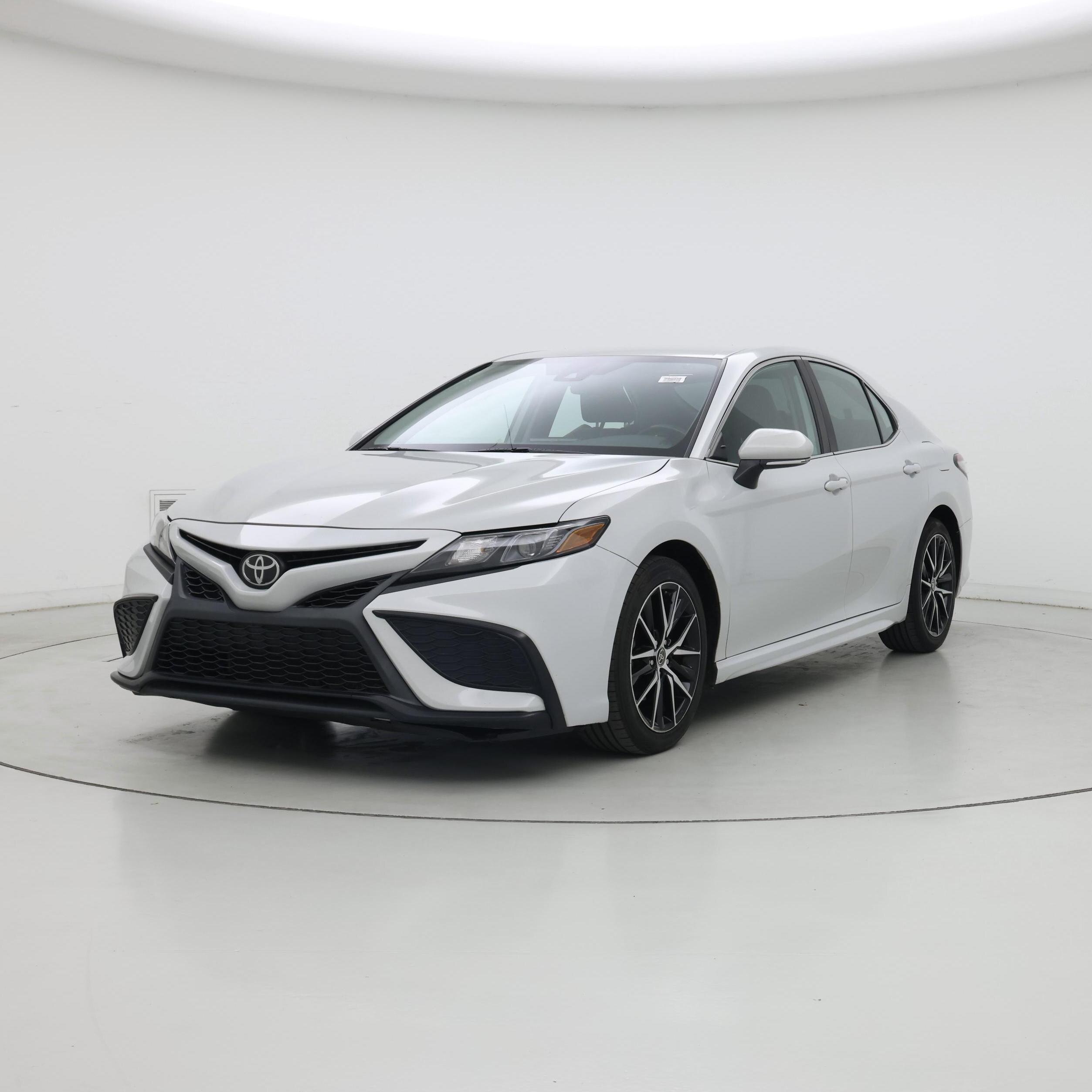 Thumbnail: 2022 Toyota Camry - 4