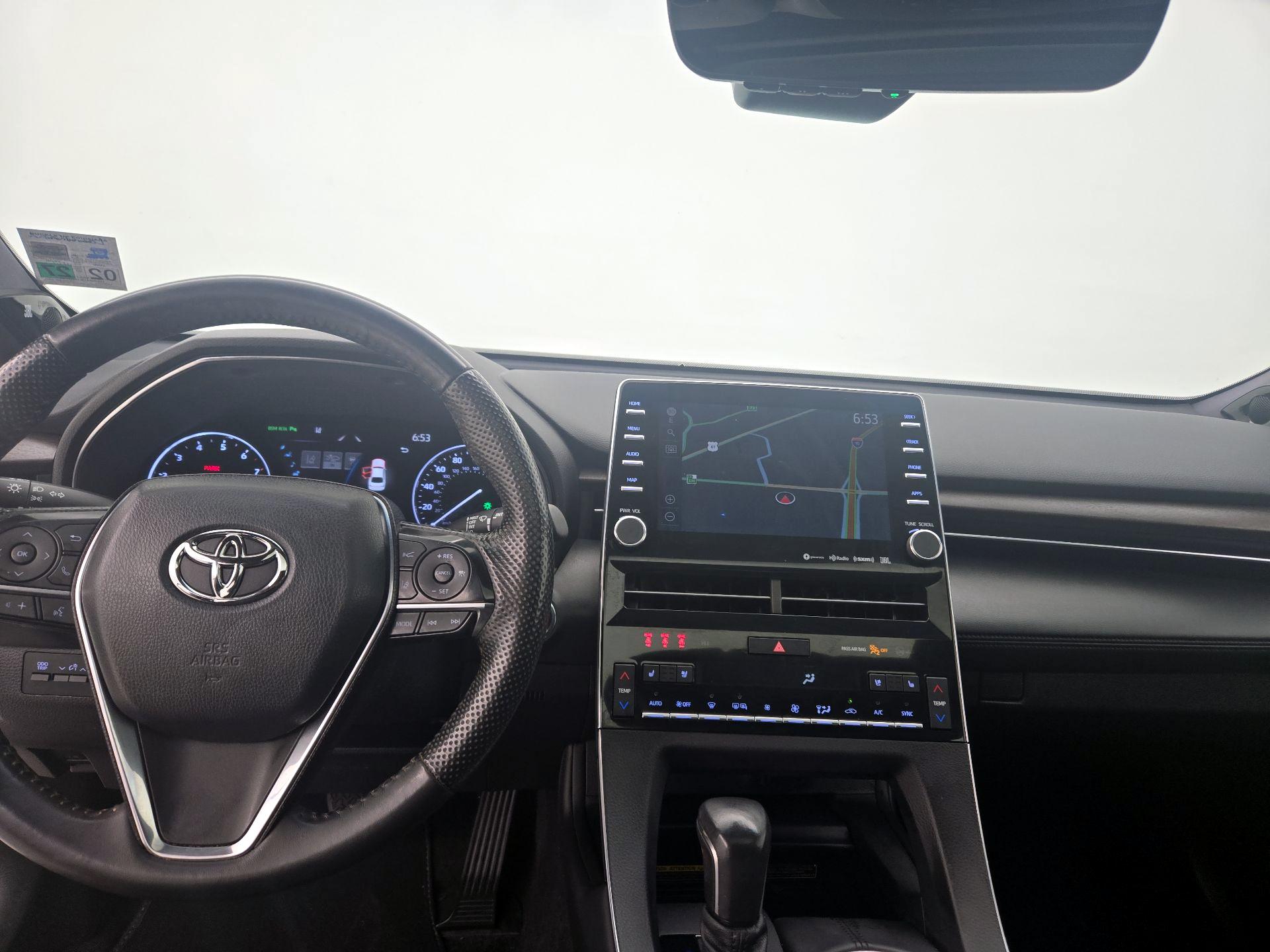 Thumbnail: 2022 Toyota Avalon - 9