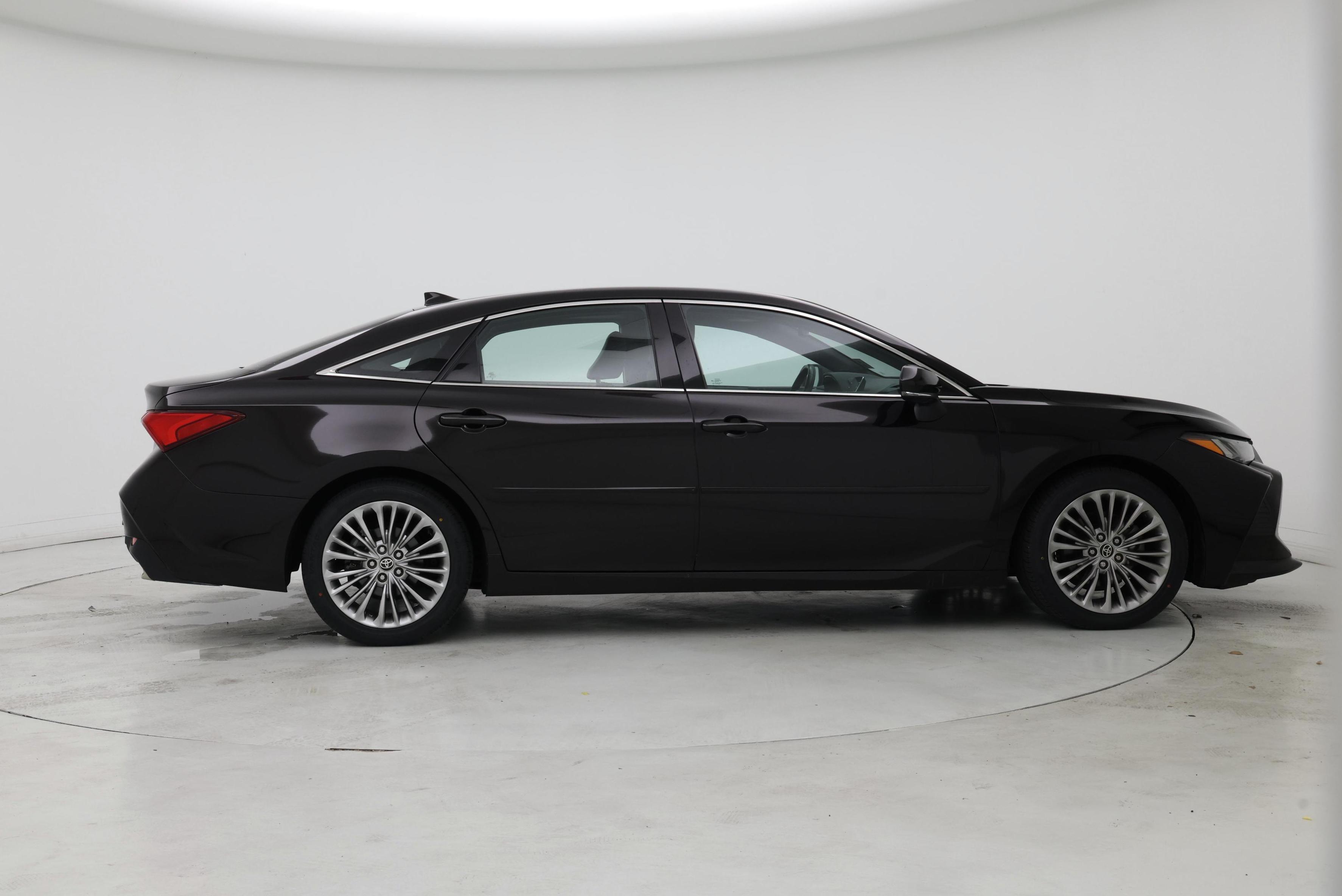 Thumbnail: 2022 Toyota Avalon - 7