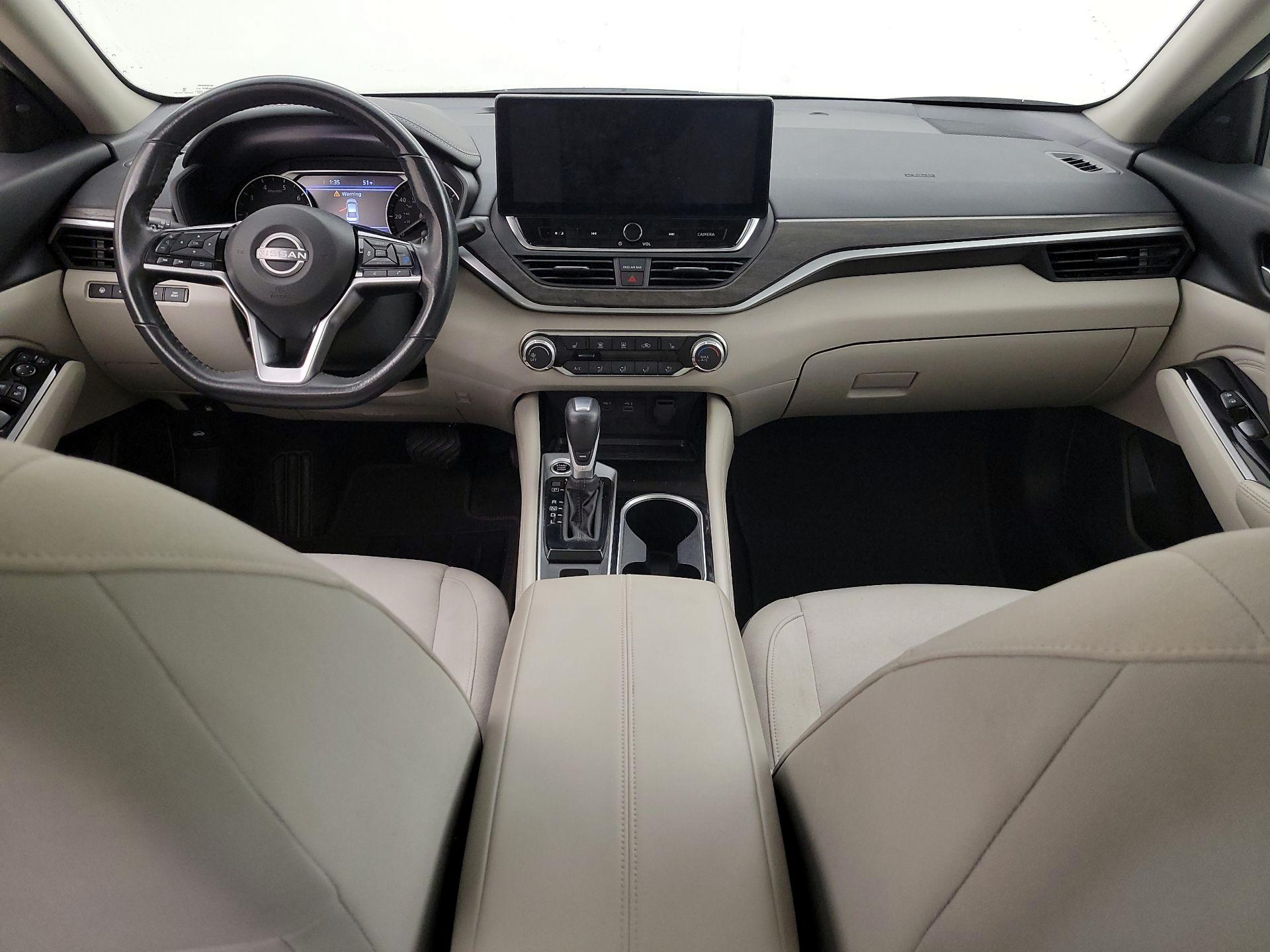 Thumbnail: 2023 Nissan Altima - 9