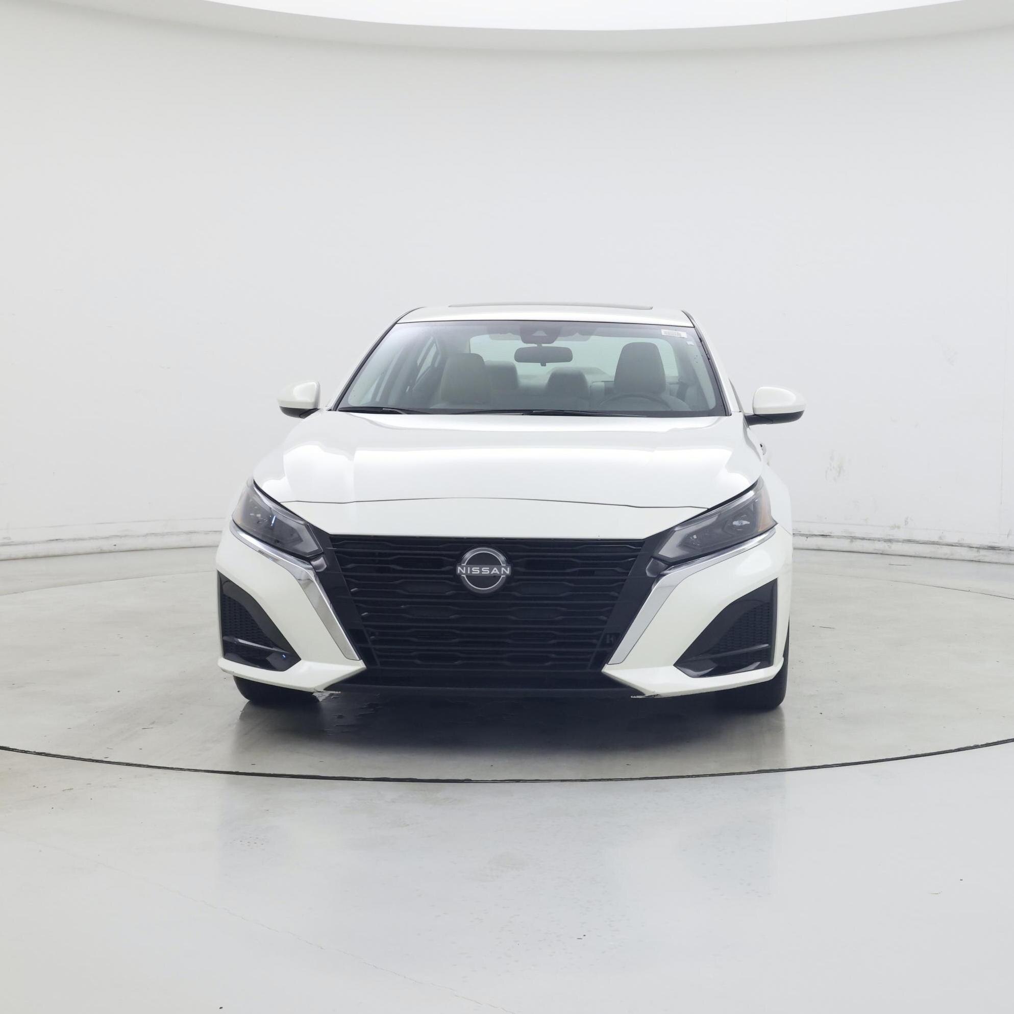 Thumbnail: 2023 Nissan Altima - 5