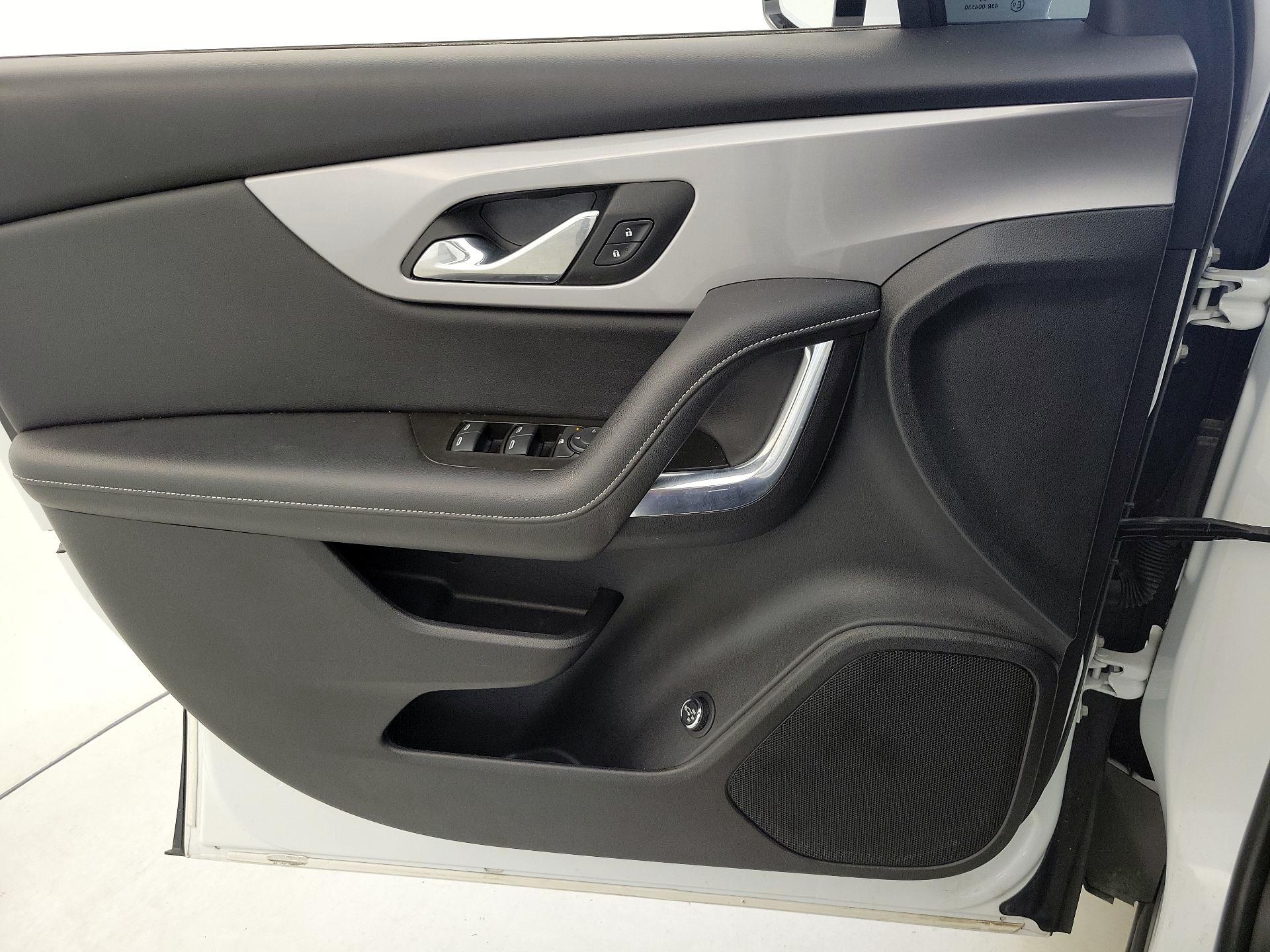 Thumbnail: 2023 Chevrolet Blazer - 12