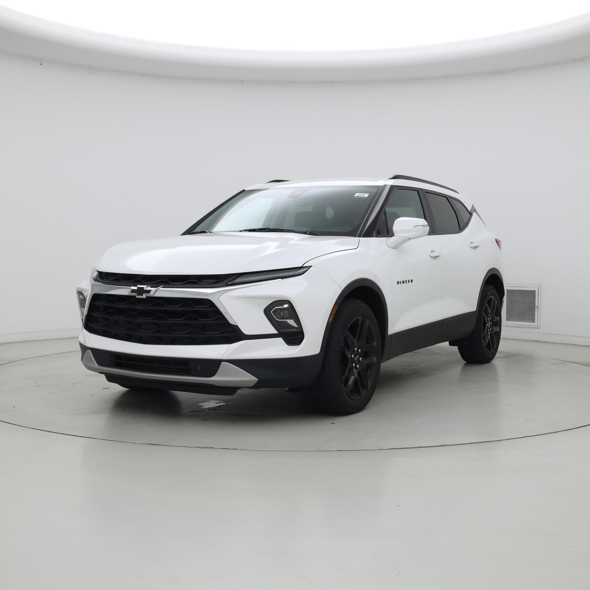 Thumbnail: 2023 Chevrolet Blazer - 4