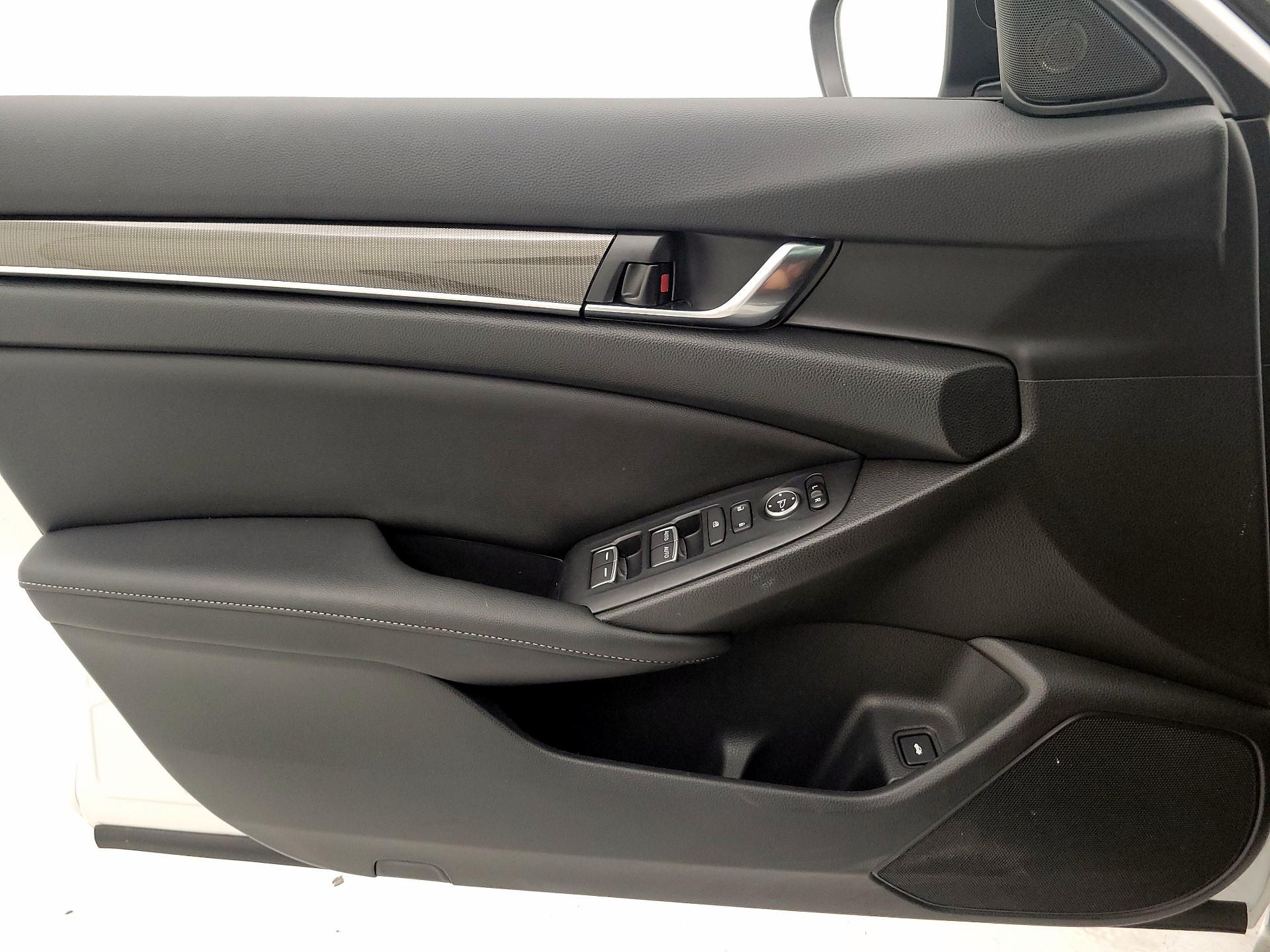 Thumbnail: 2022 Honda Accord - 12