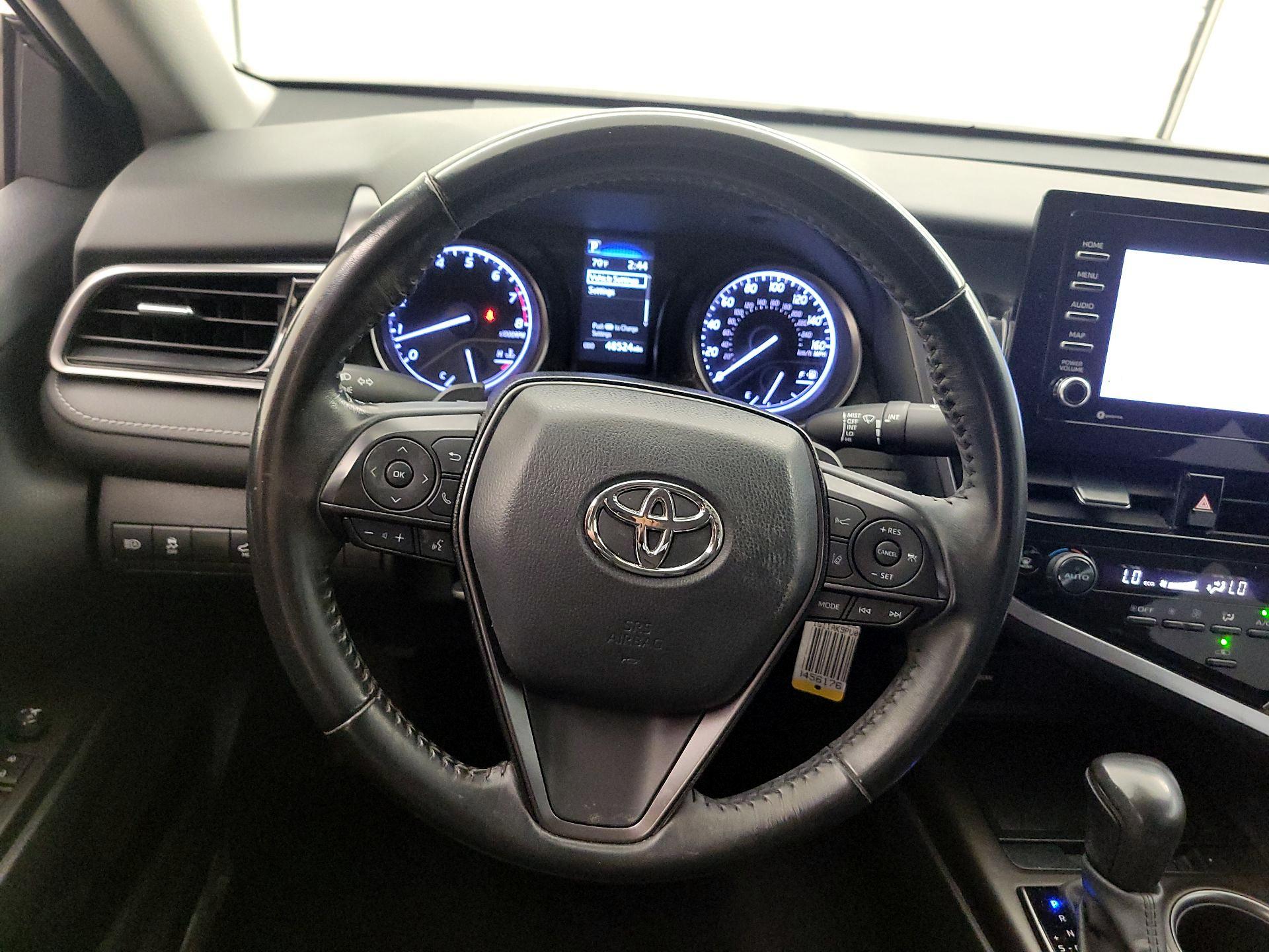 Thumbnail: 2023 Toyota Camry - 10