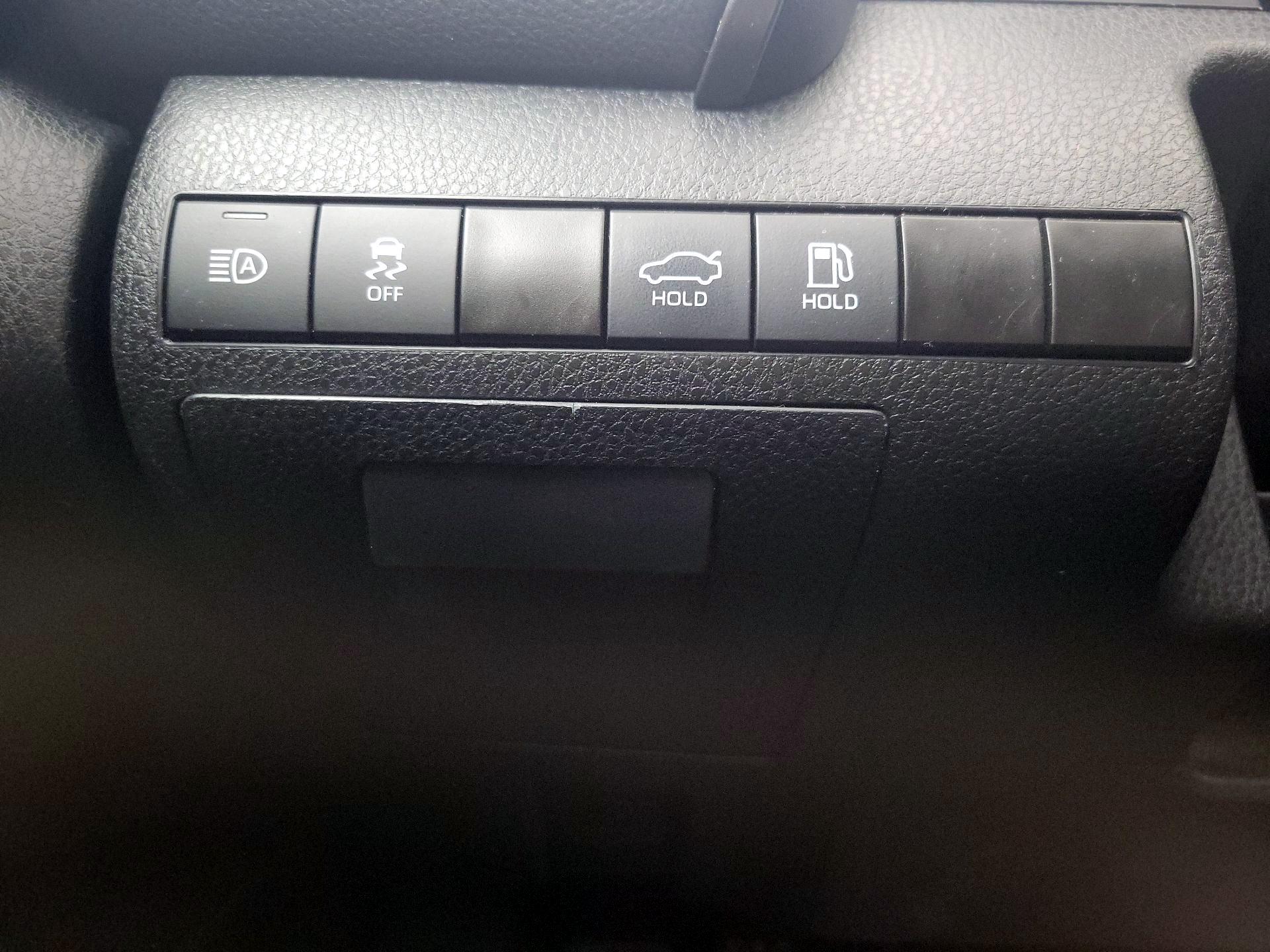 Thumbnail: 2023 Toyota Camry - 13