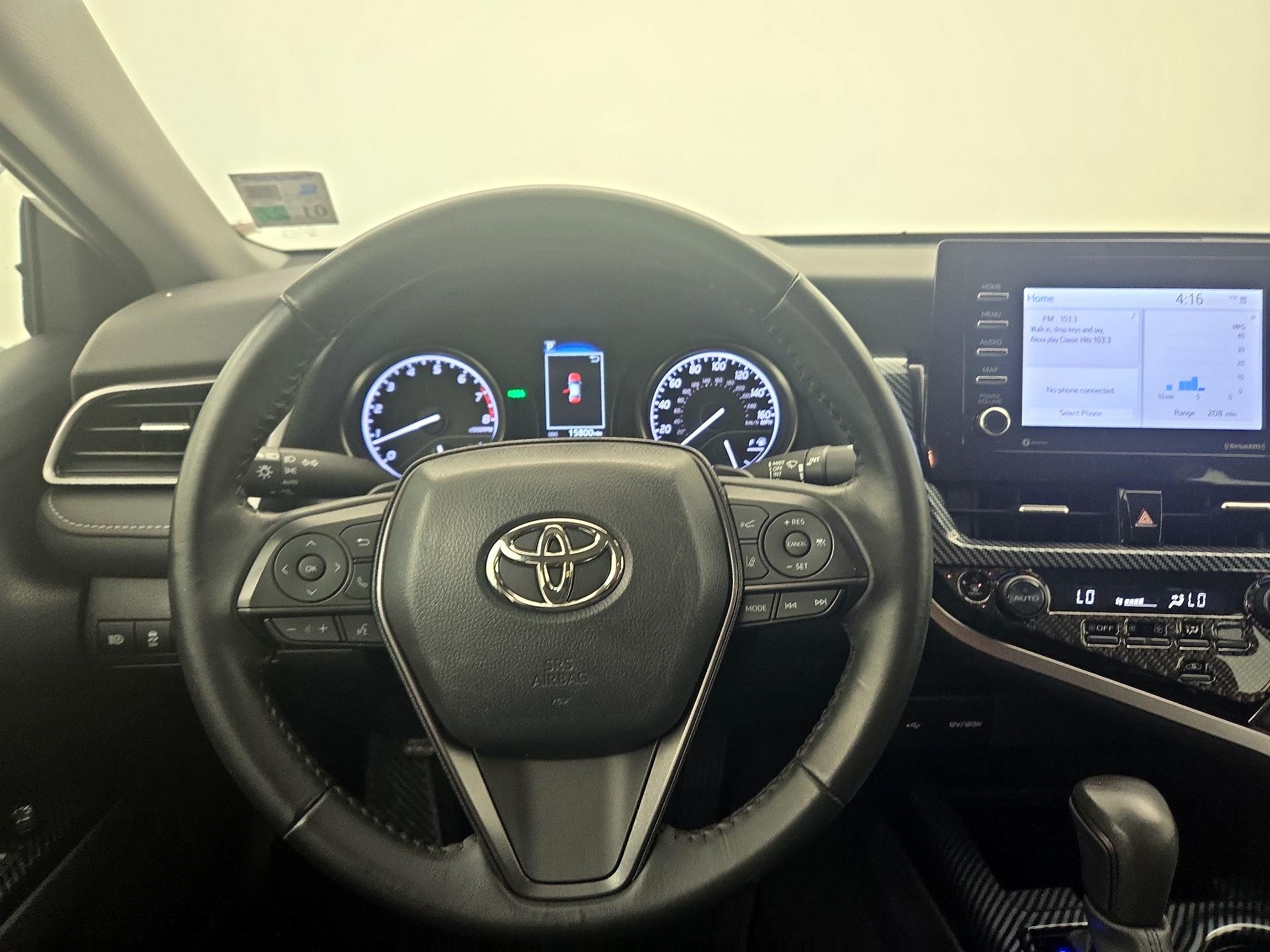 Thumbnail: 2023 Toyota Camry - 10