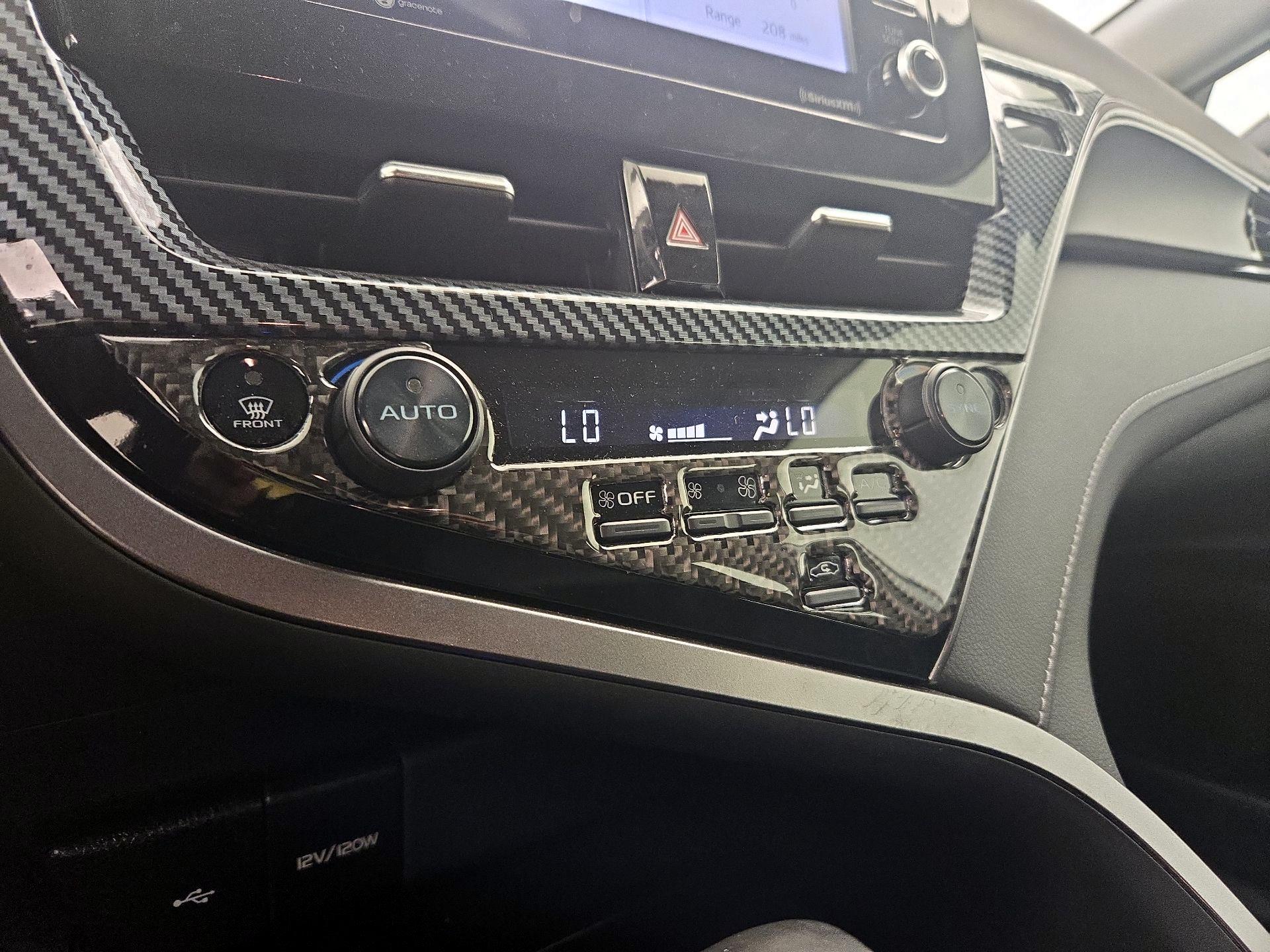 Thumbnail: 2023 Toyota Camry - 16