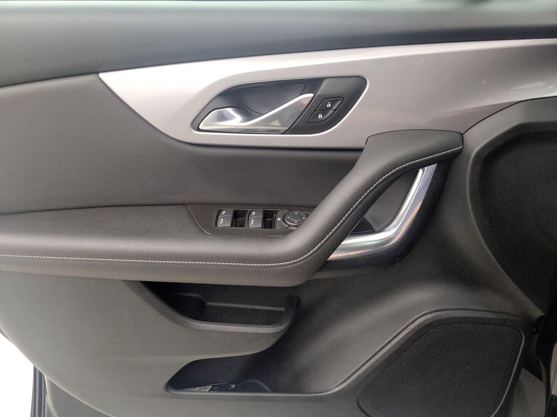 Thumbnail: 2023 Chevrolet Blazer - 12