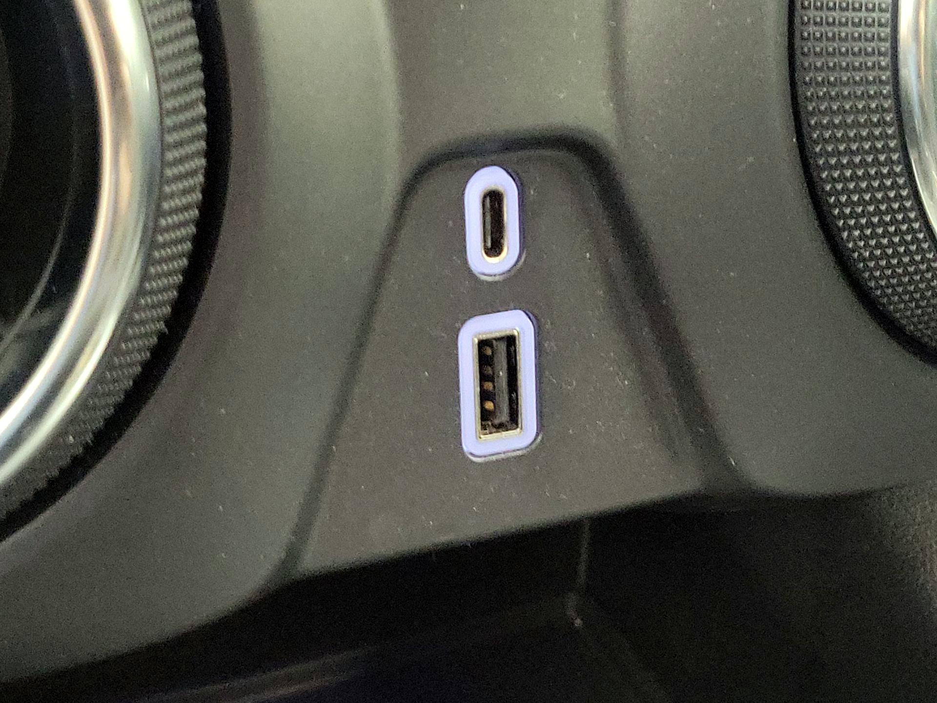 Thumbnail: 2023 Chevrolet Blazer - 18