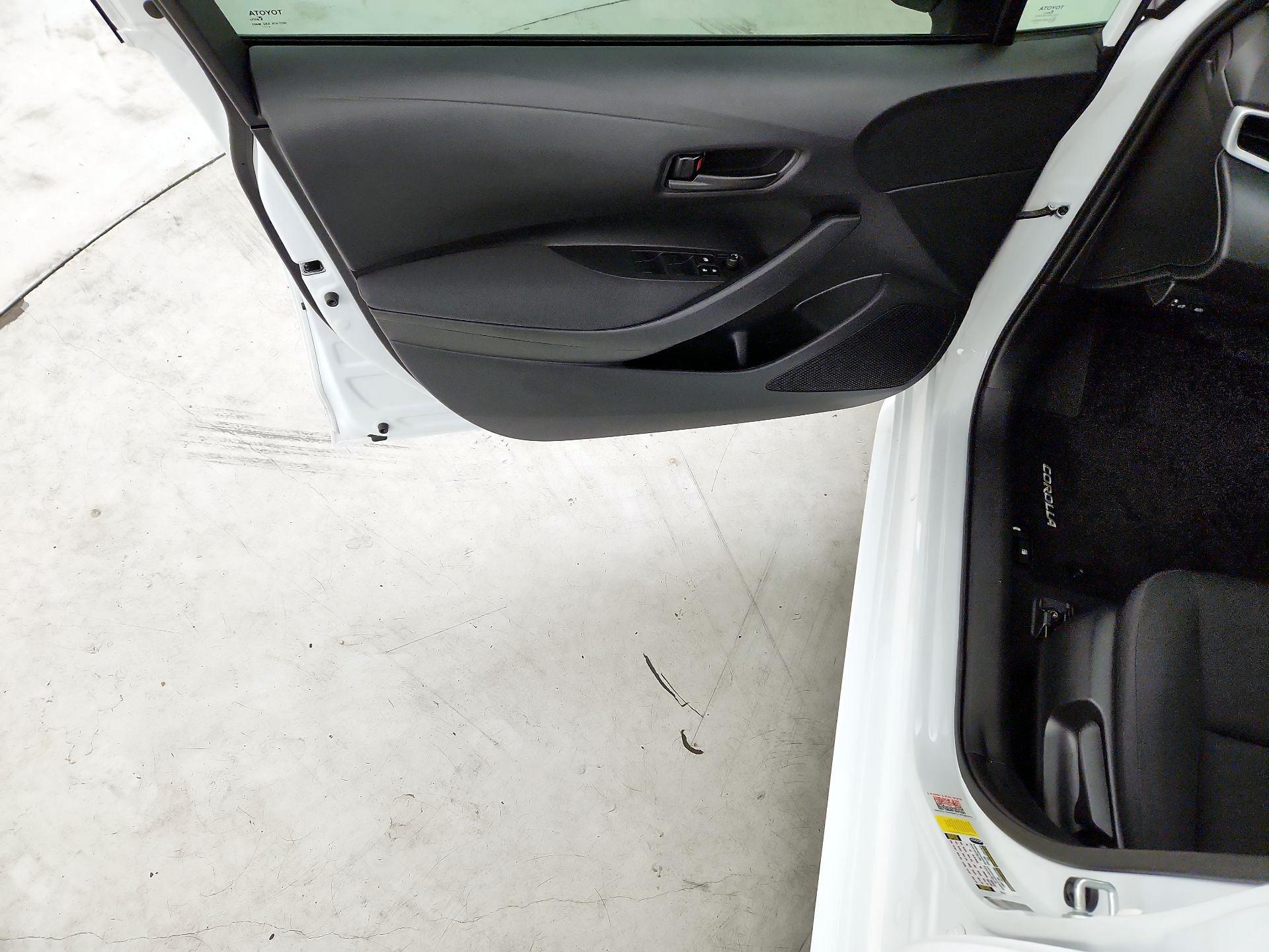 Thumbnail: 2024 Toyota Corolla - 10