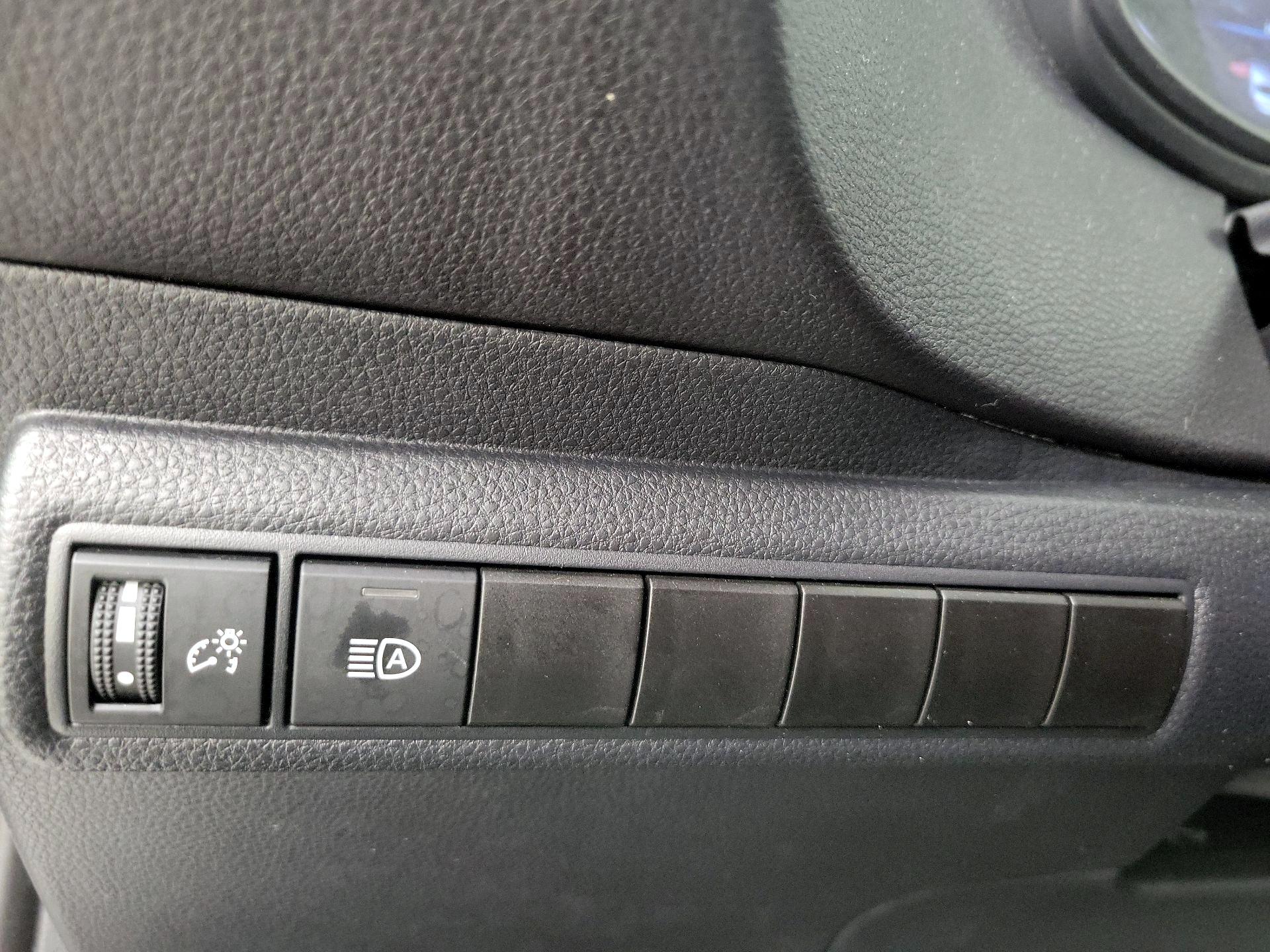 Thumbnail: 2024 Toyota Corolla - 13