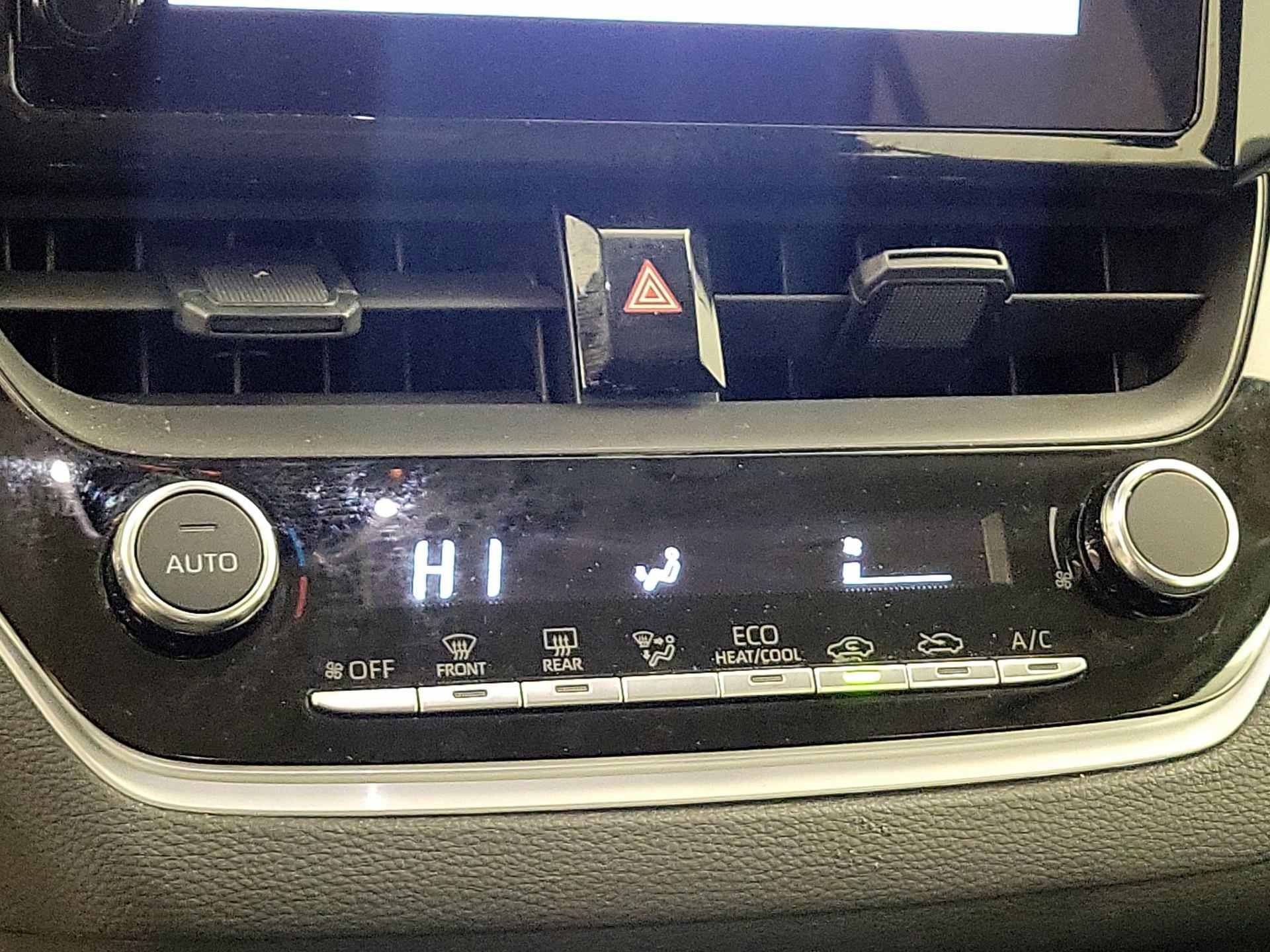 Thumbnail: 2024 Toyota Corolla - 16