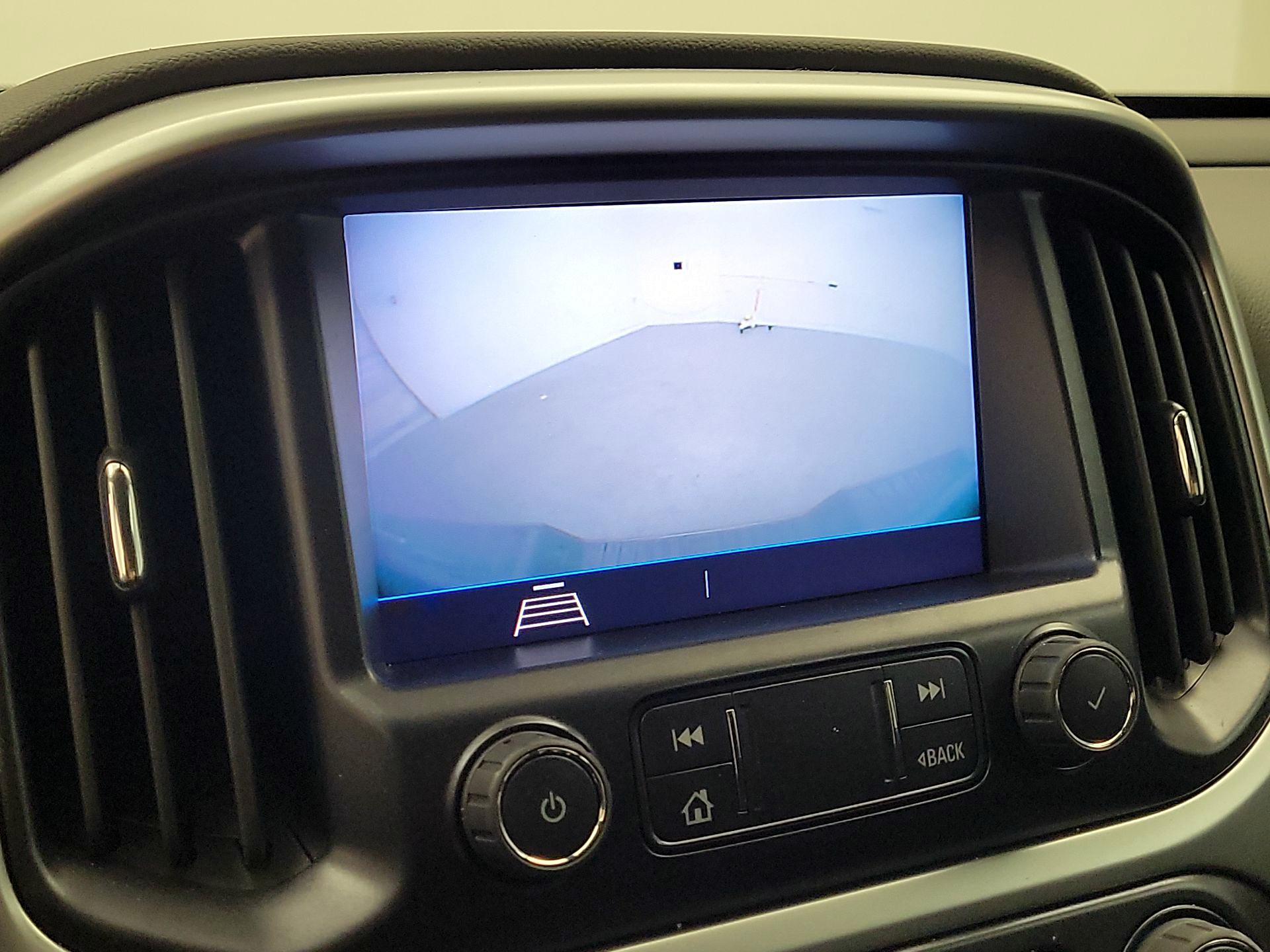 Thumbnail: 2022 Chevrolet Colorado - 14