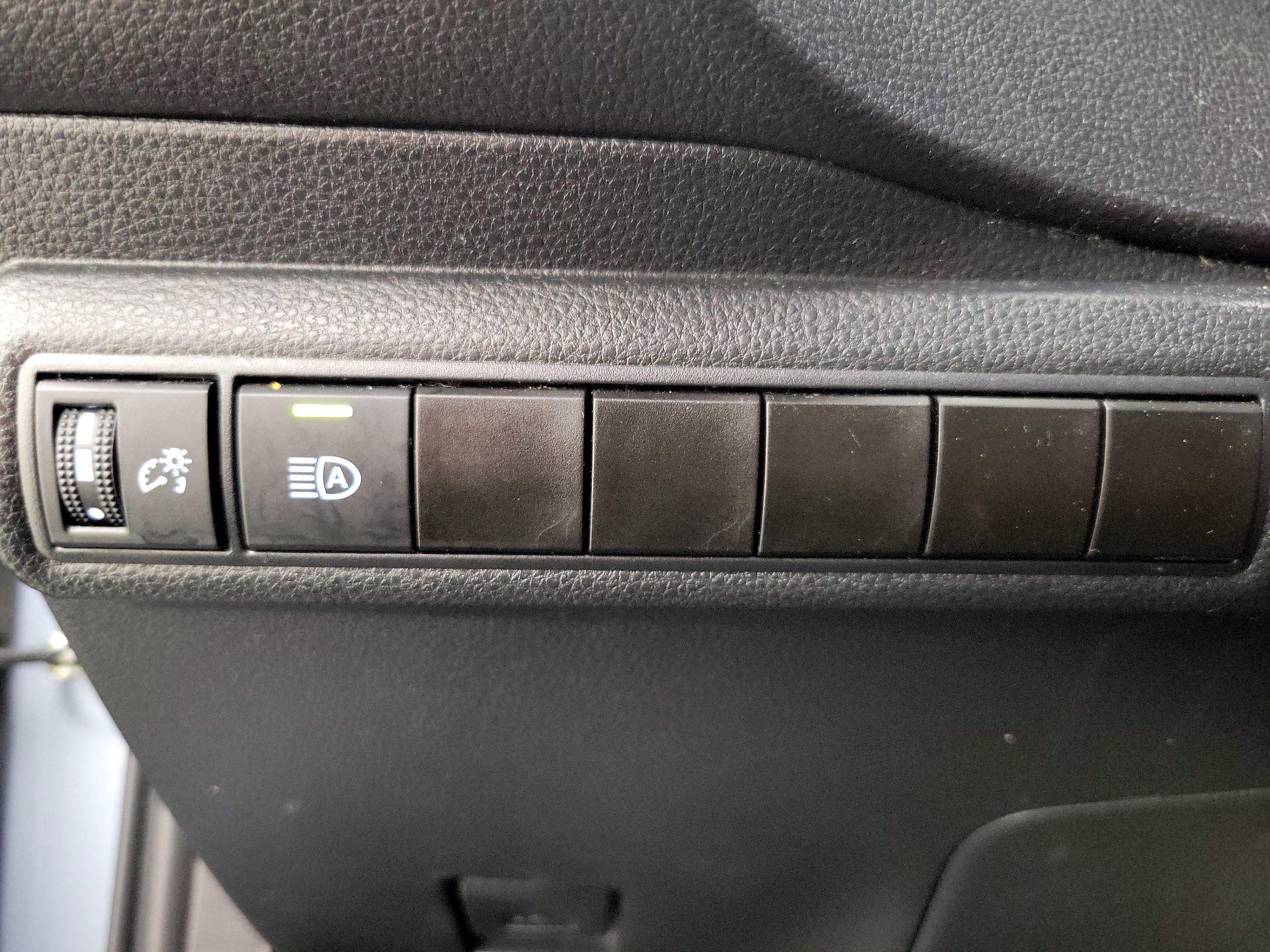 Thumbnail: 2024 Toyota Corolla - 13