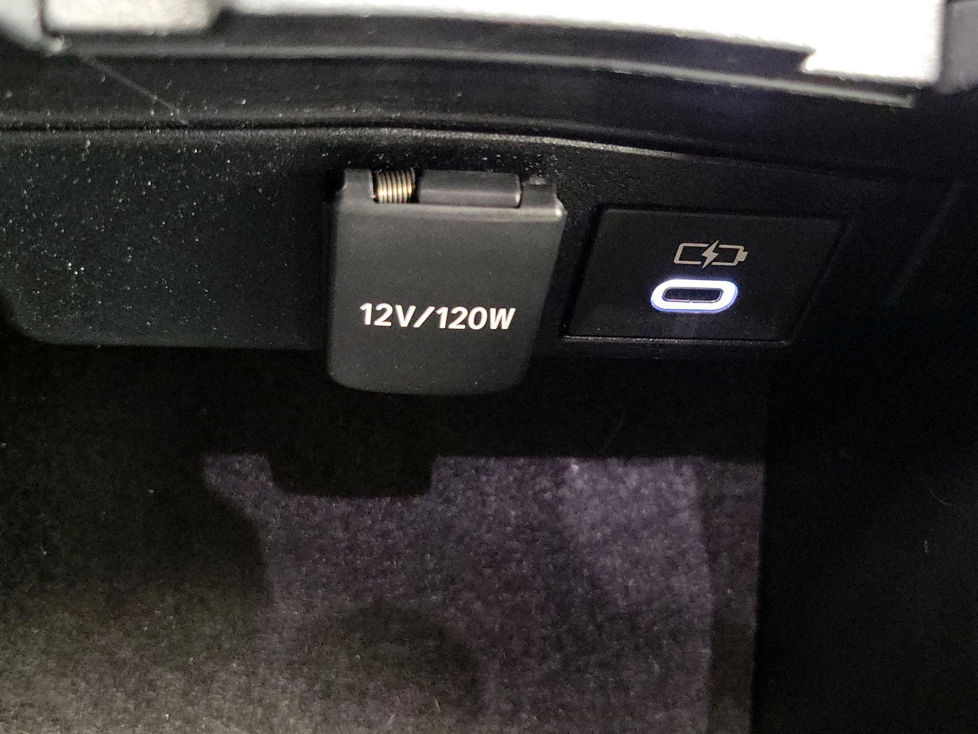 Thumbnail: 2024 Toyota Corolla - 18