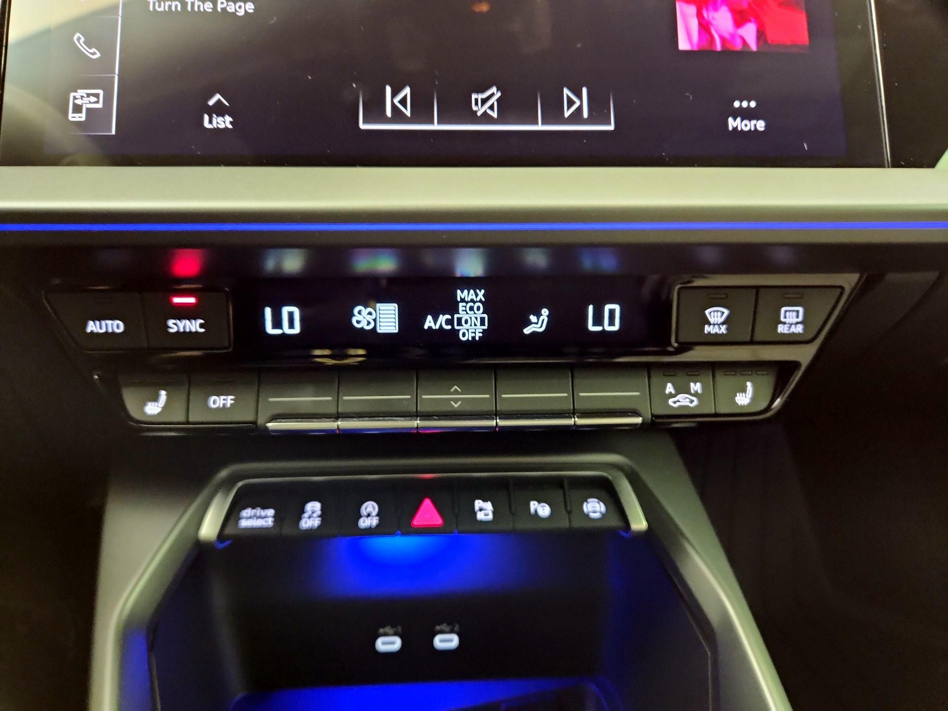 Thumbnail: 2025 Audi A3 - 14