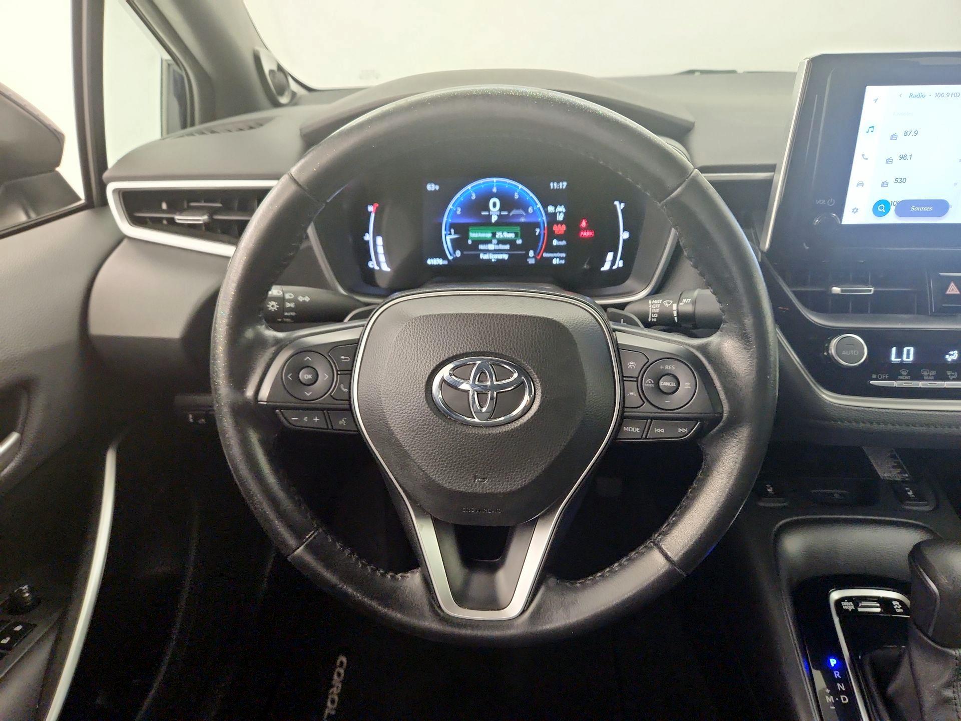 Thumbnail: 2023 Toyota Corolla - 10