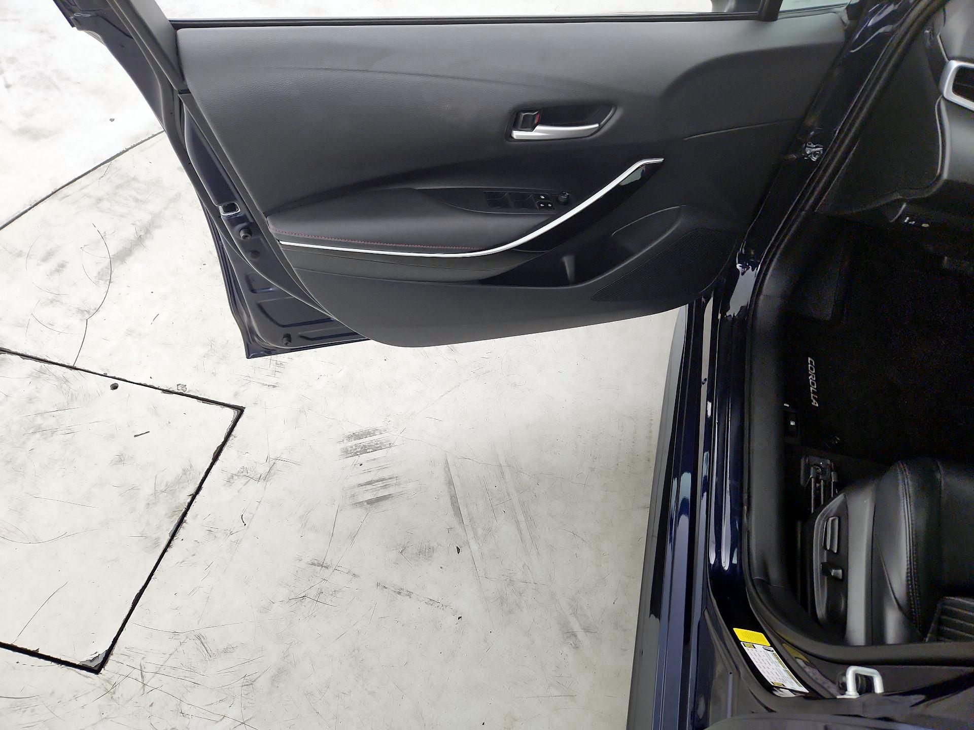 Thumbnail: 2023 Toyota Corolla - 12