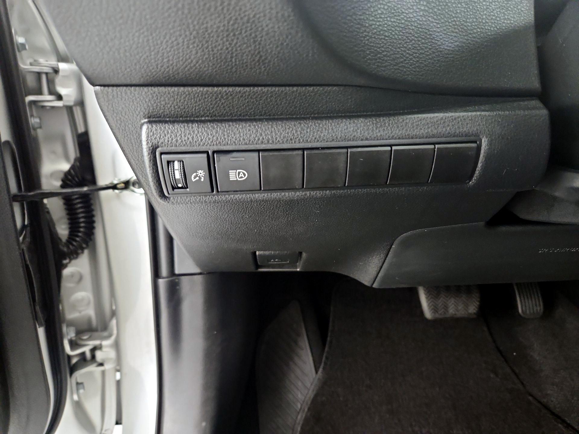 Thumbnail: 2024 Toyota Corolla - 13