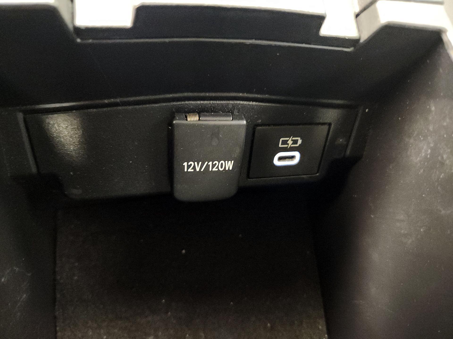 Thumbnail: 2024 Toyota Corolla - 18