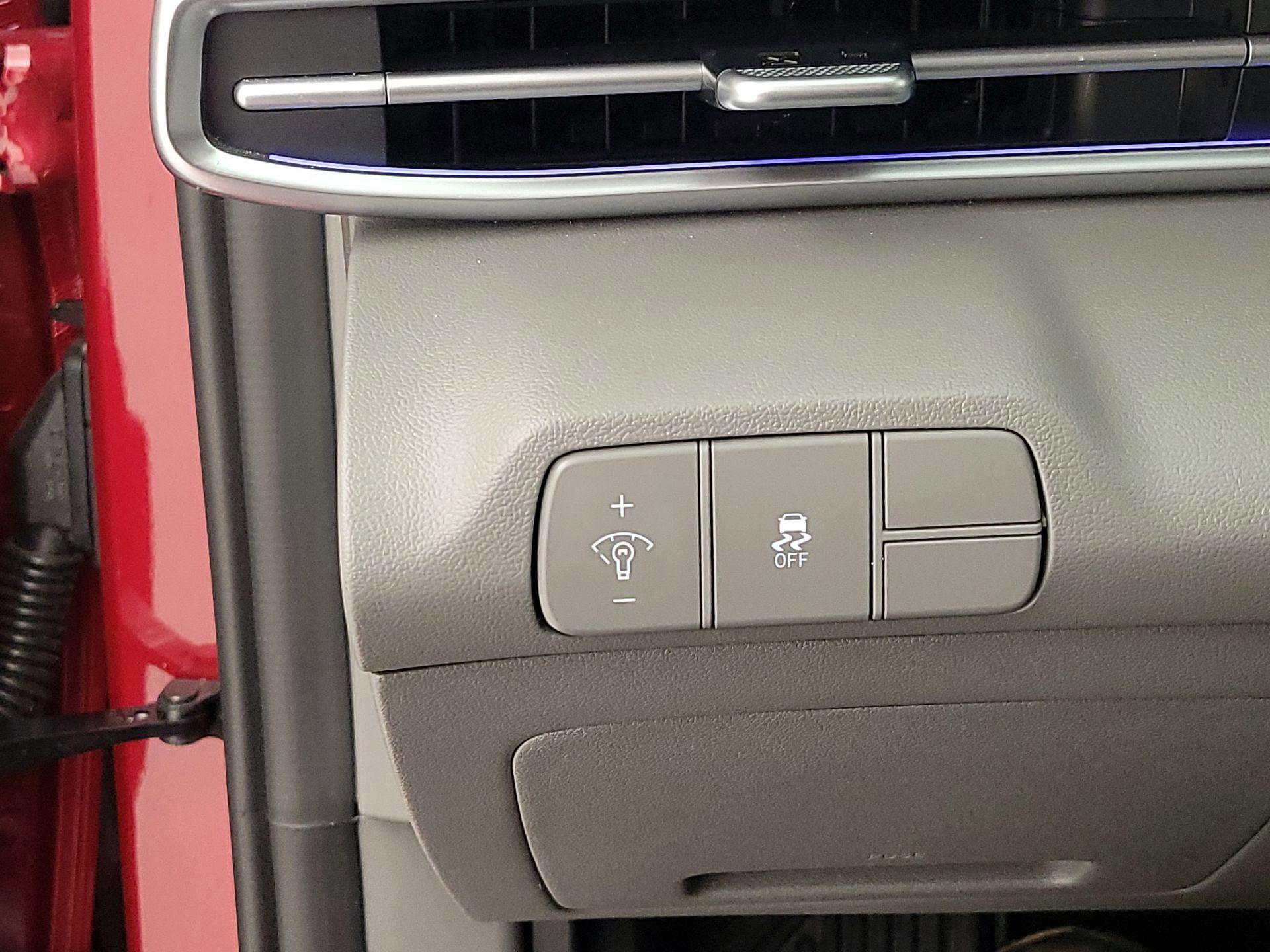 Thumbnail: 2024 Hyundai Elantra - 13