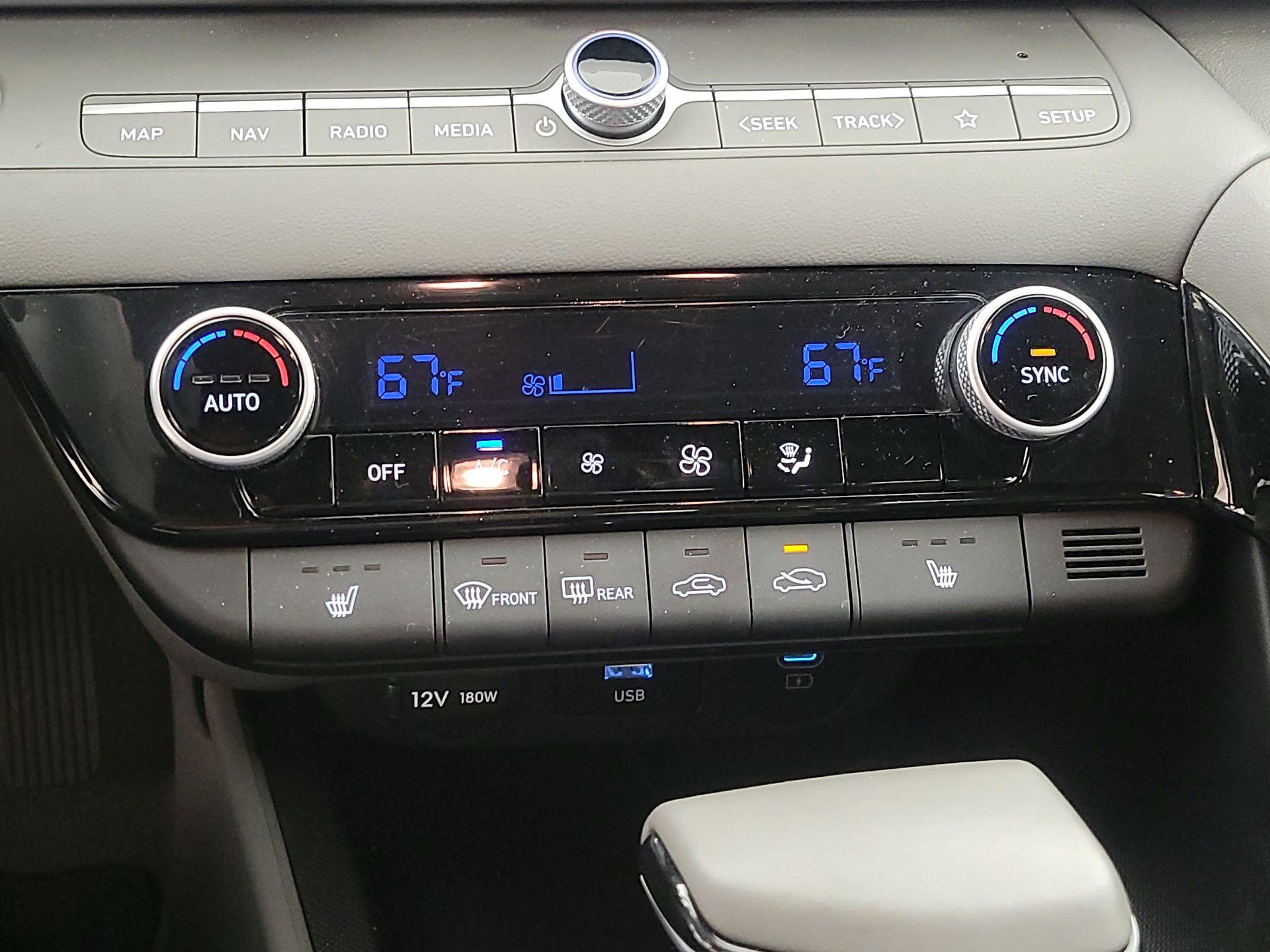 Thumbnail: 2024 Hyundai Elantra - 16