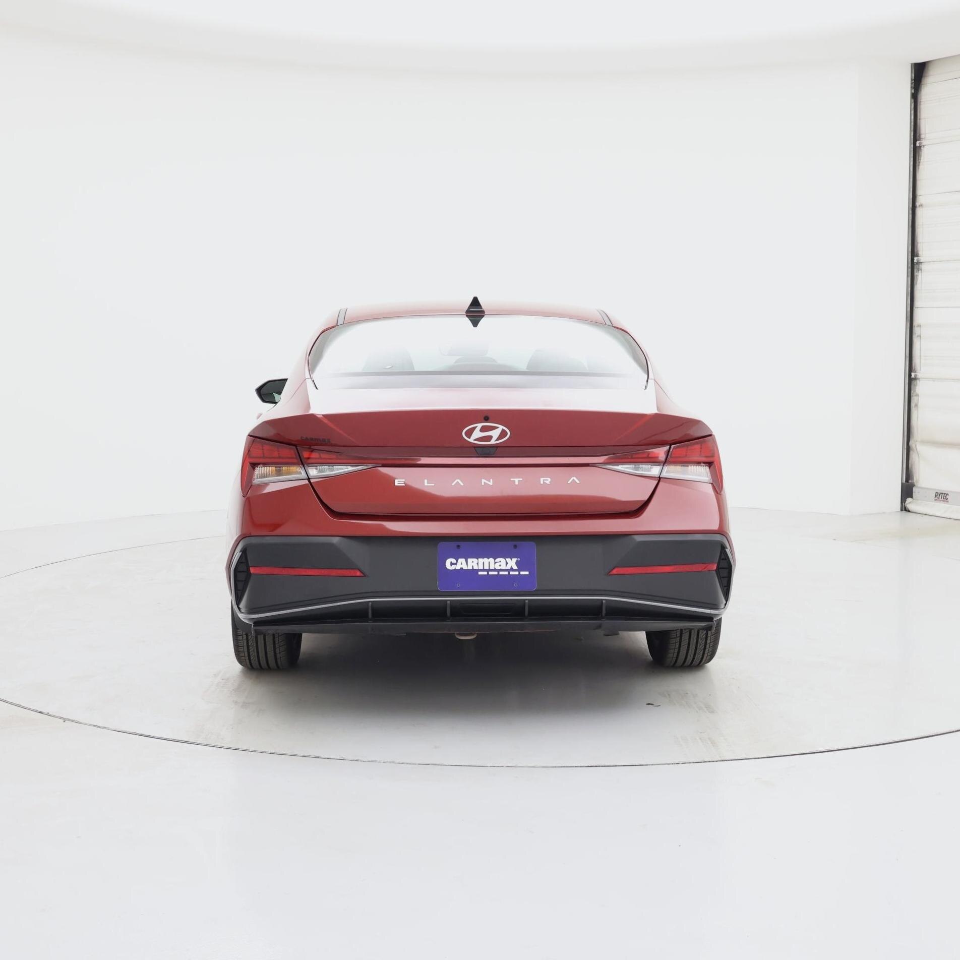 Thumbnail: 2024 Hyundai Elantra - 6