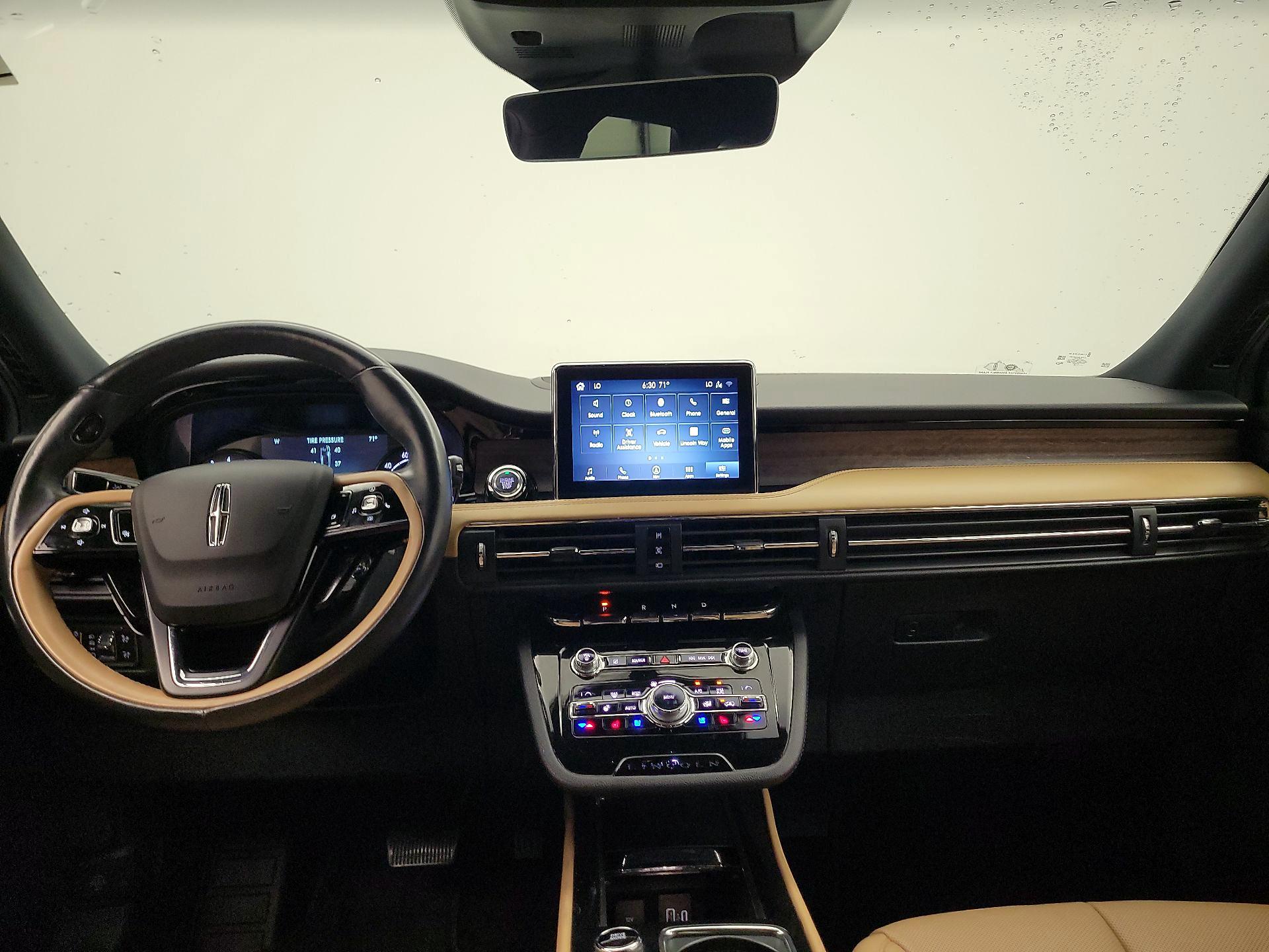 Thumbnail: 2020 Lincoln Corsair - 9