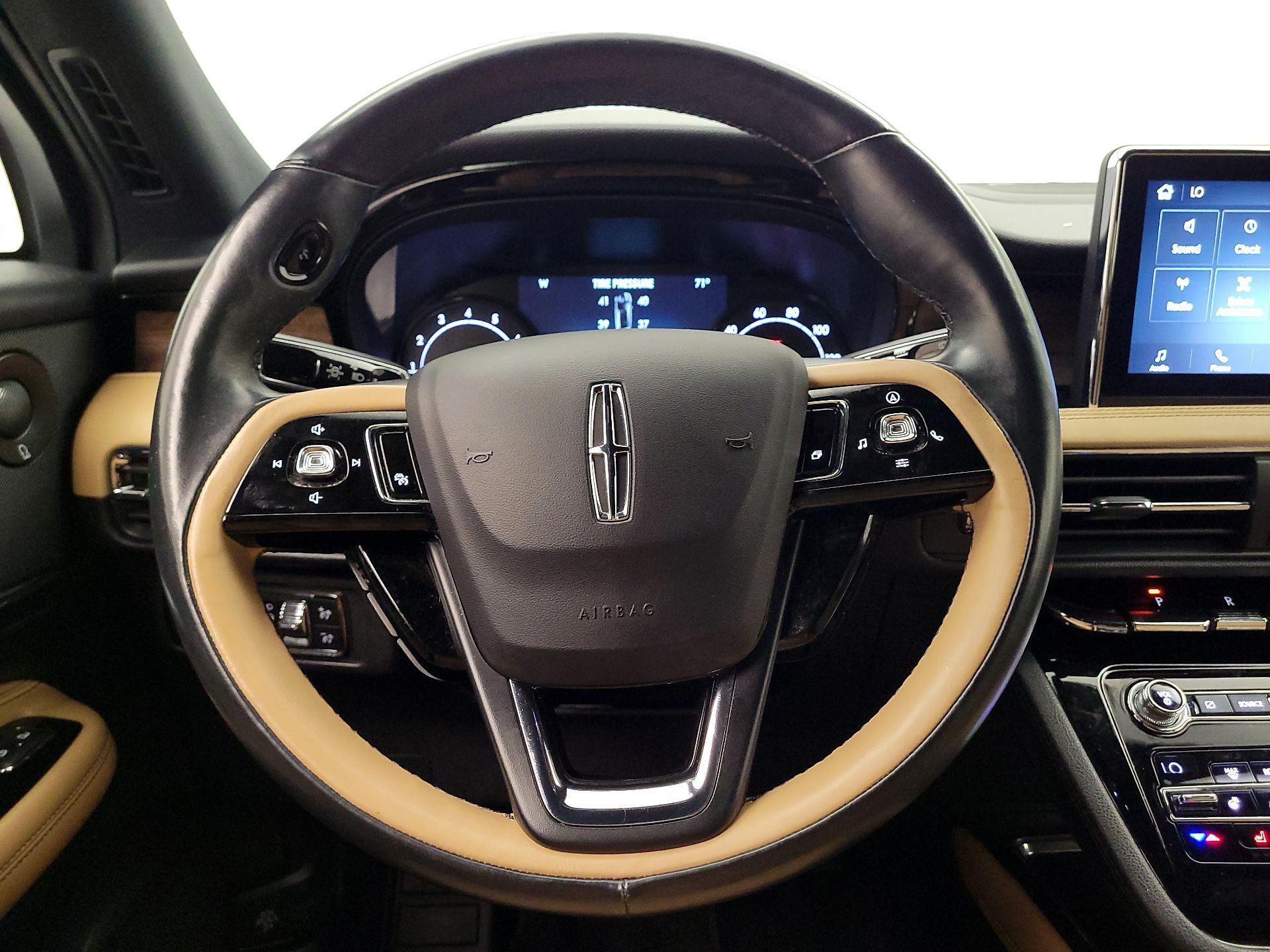 Thumbnail: 2020 Lincoln Corsair - 11