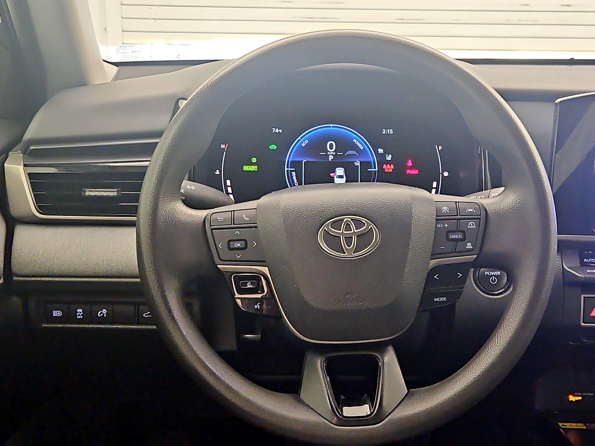 Thumbnail: 2025 Toyota Camry - 10