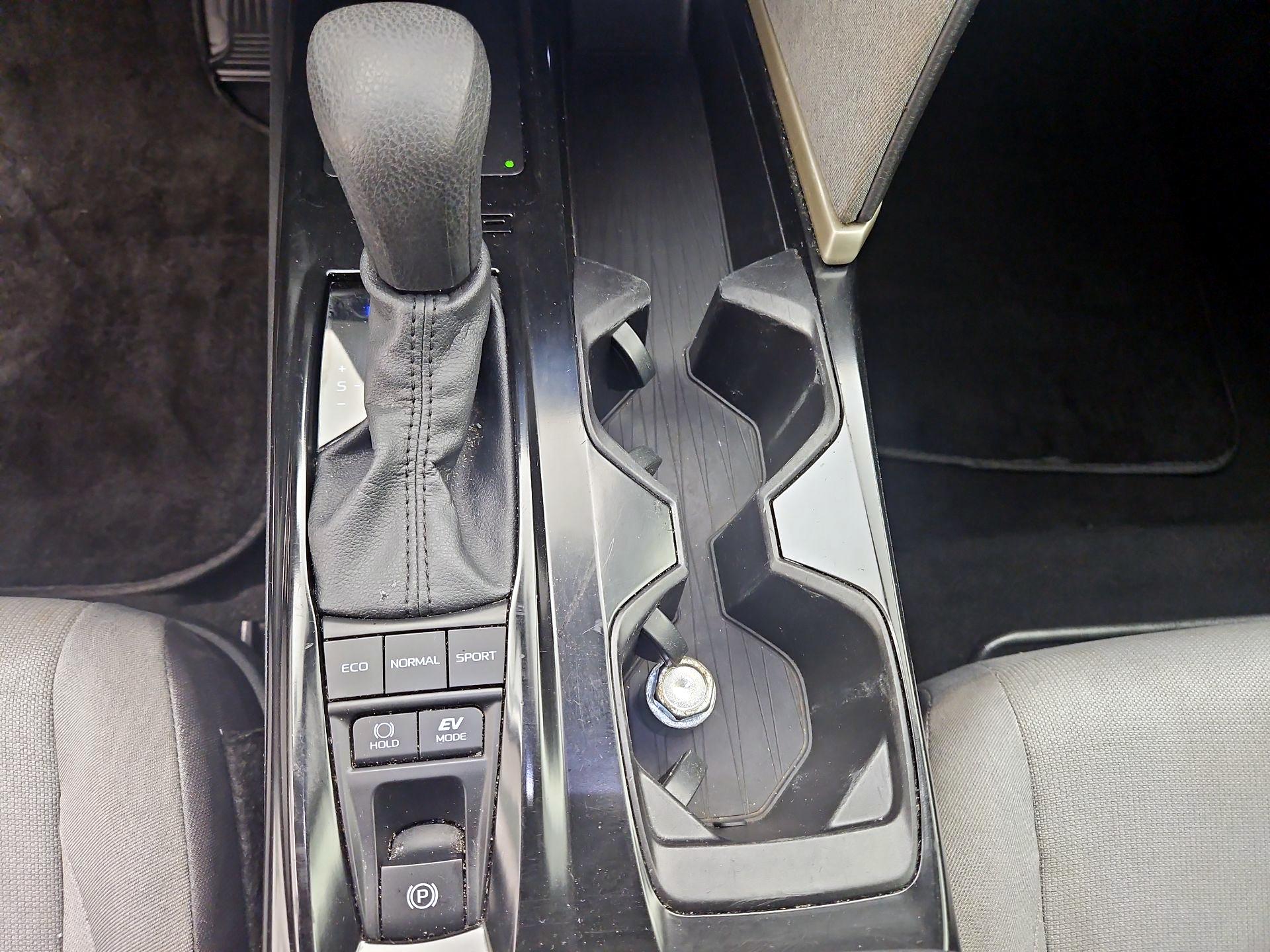 Thumbnail: 2025 Toyota Camry - 18