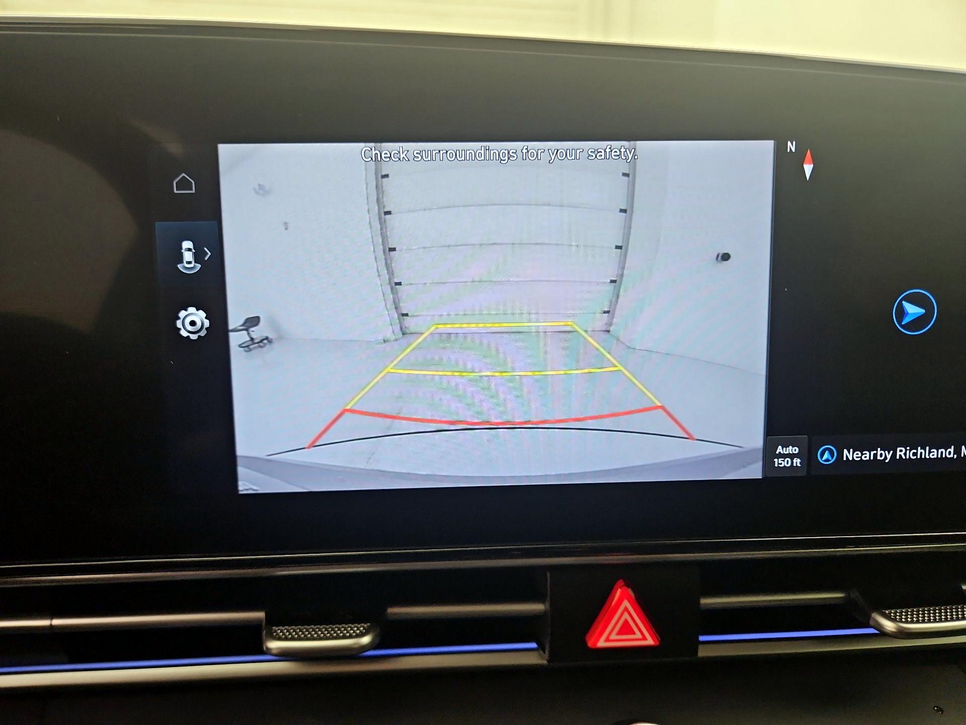 Thumbnail: 2024 Hyundai Elantra - 15