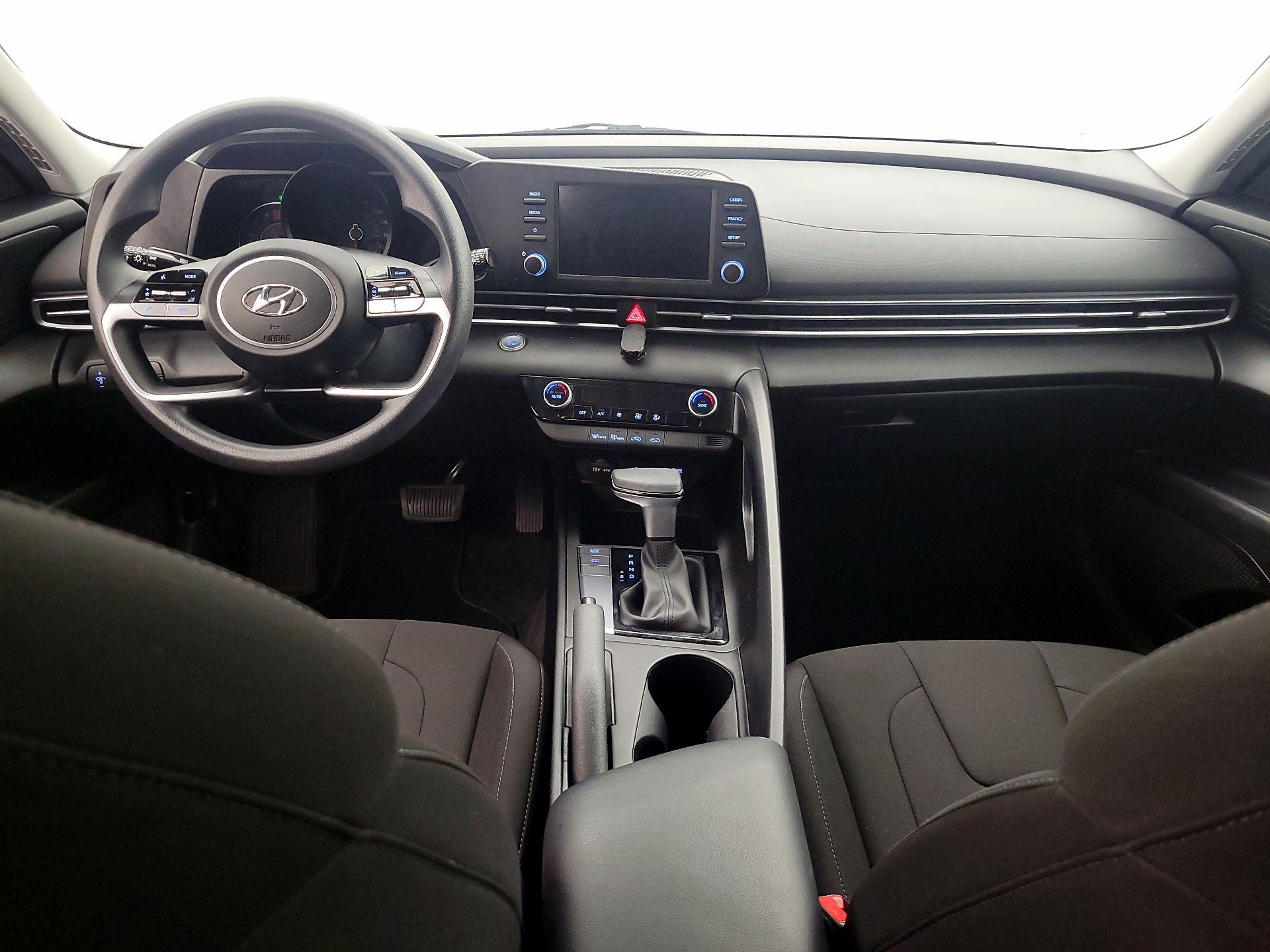 Thumbnail: 2023 Hyundai Elantra - 9