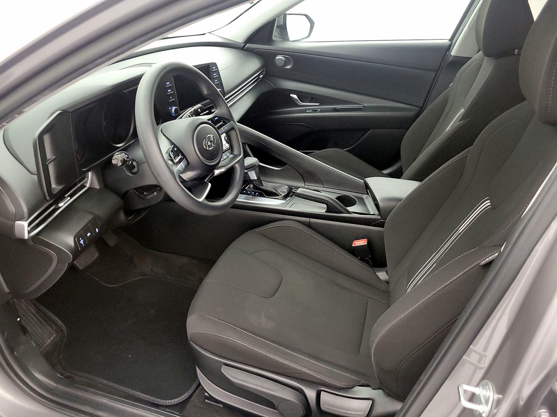 Thumbnail: 2023 Hyundai Elantra - 11