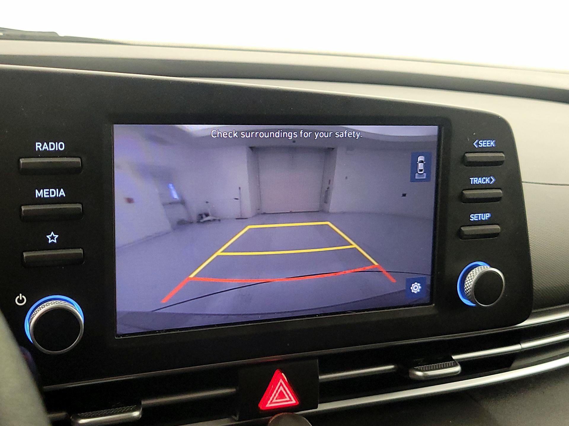 Thumbnail: 2023 Hyundai Elantra - 14