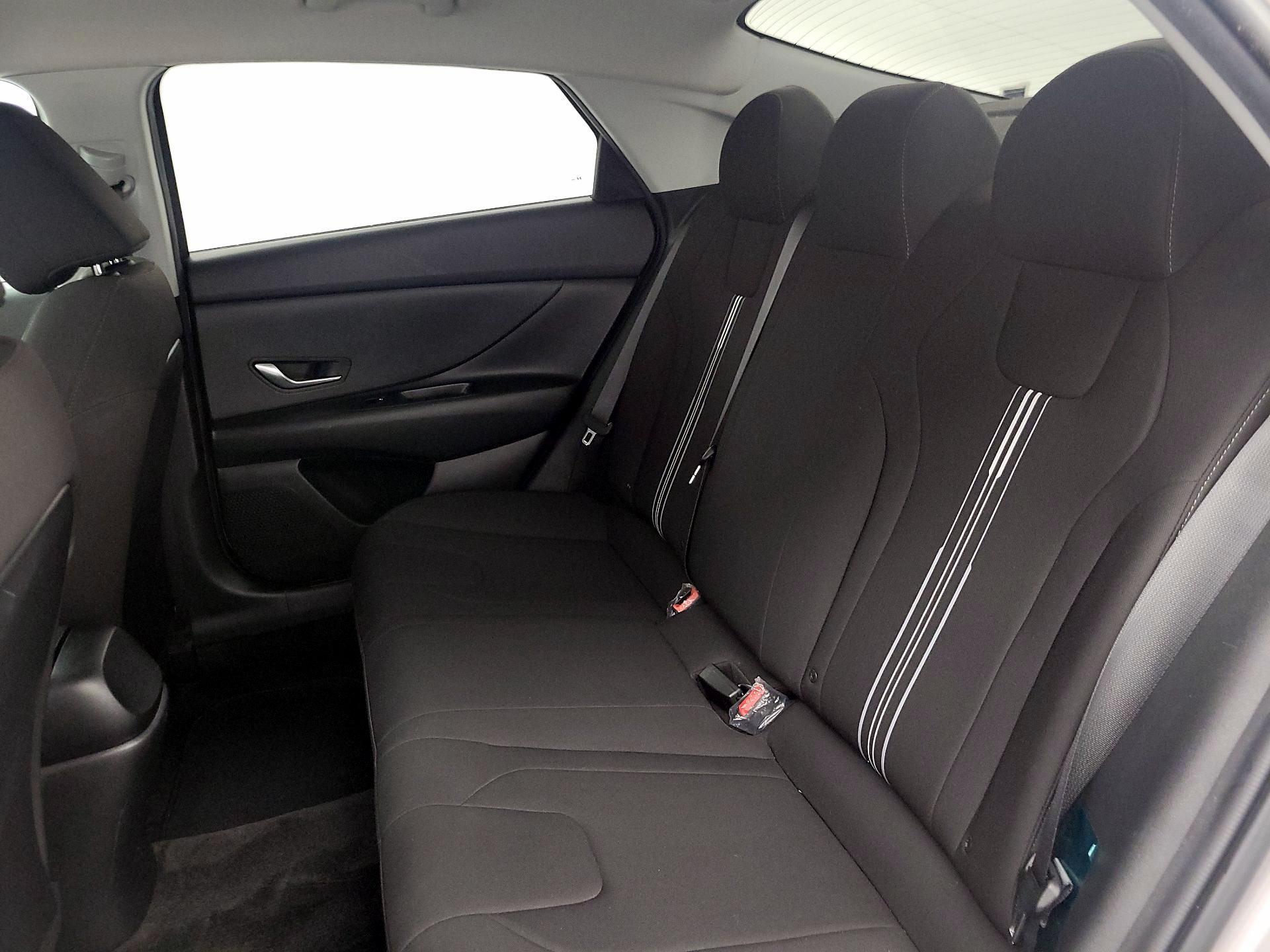 Thumbnail: 2023 Hyundai Elantra - 19