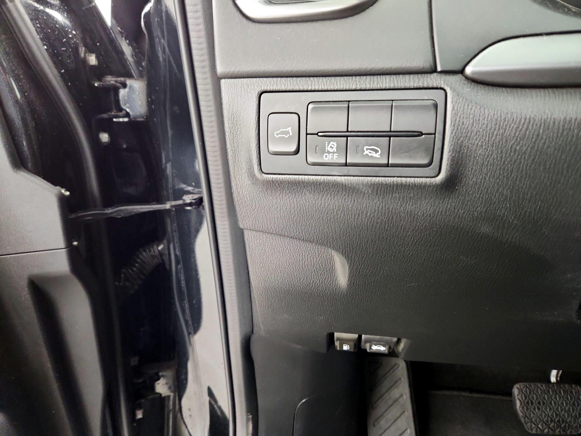 Thumbnail: 2023 Mazda CX-9 - 13