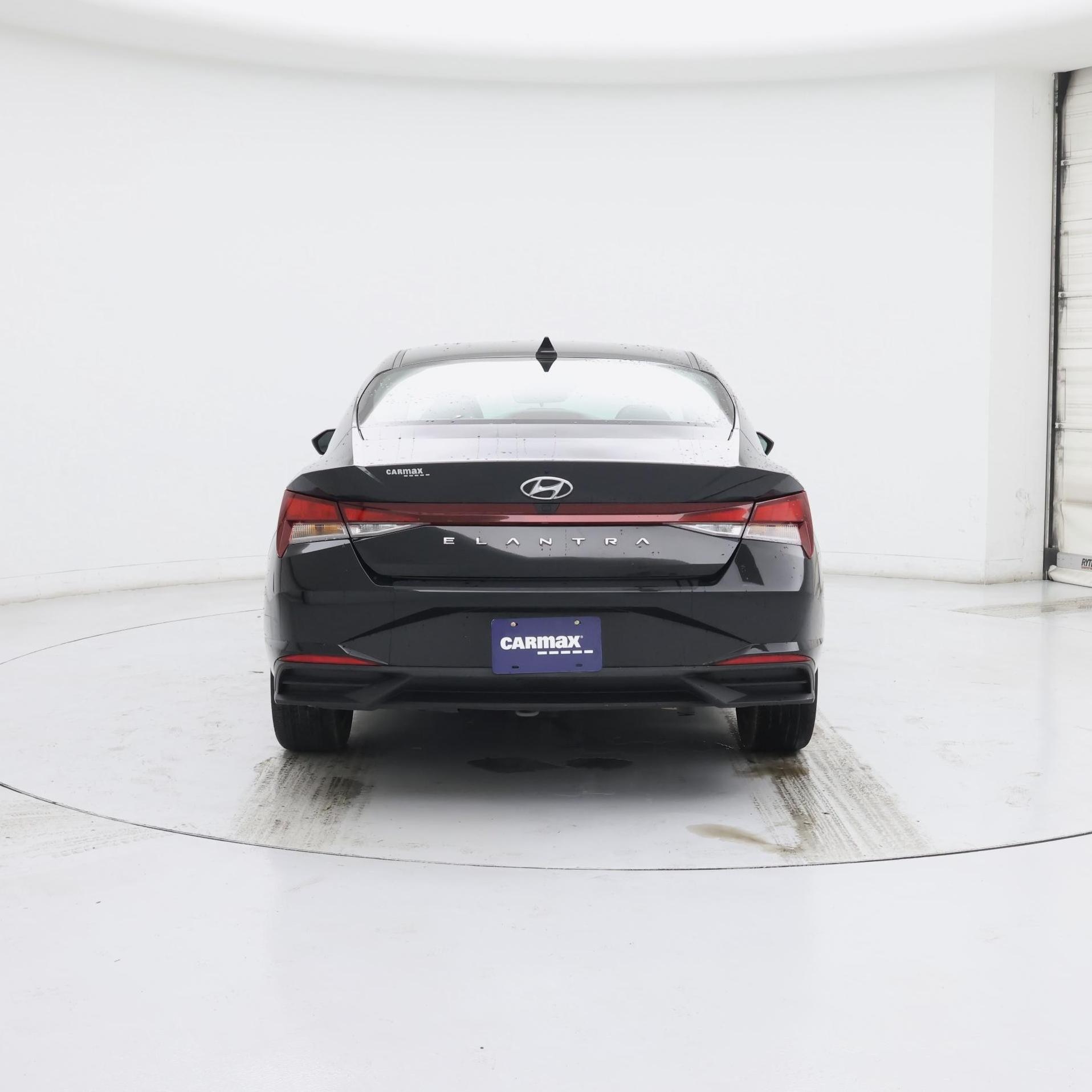 Thumbnail: 2023 Hyundai Elantra - 6