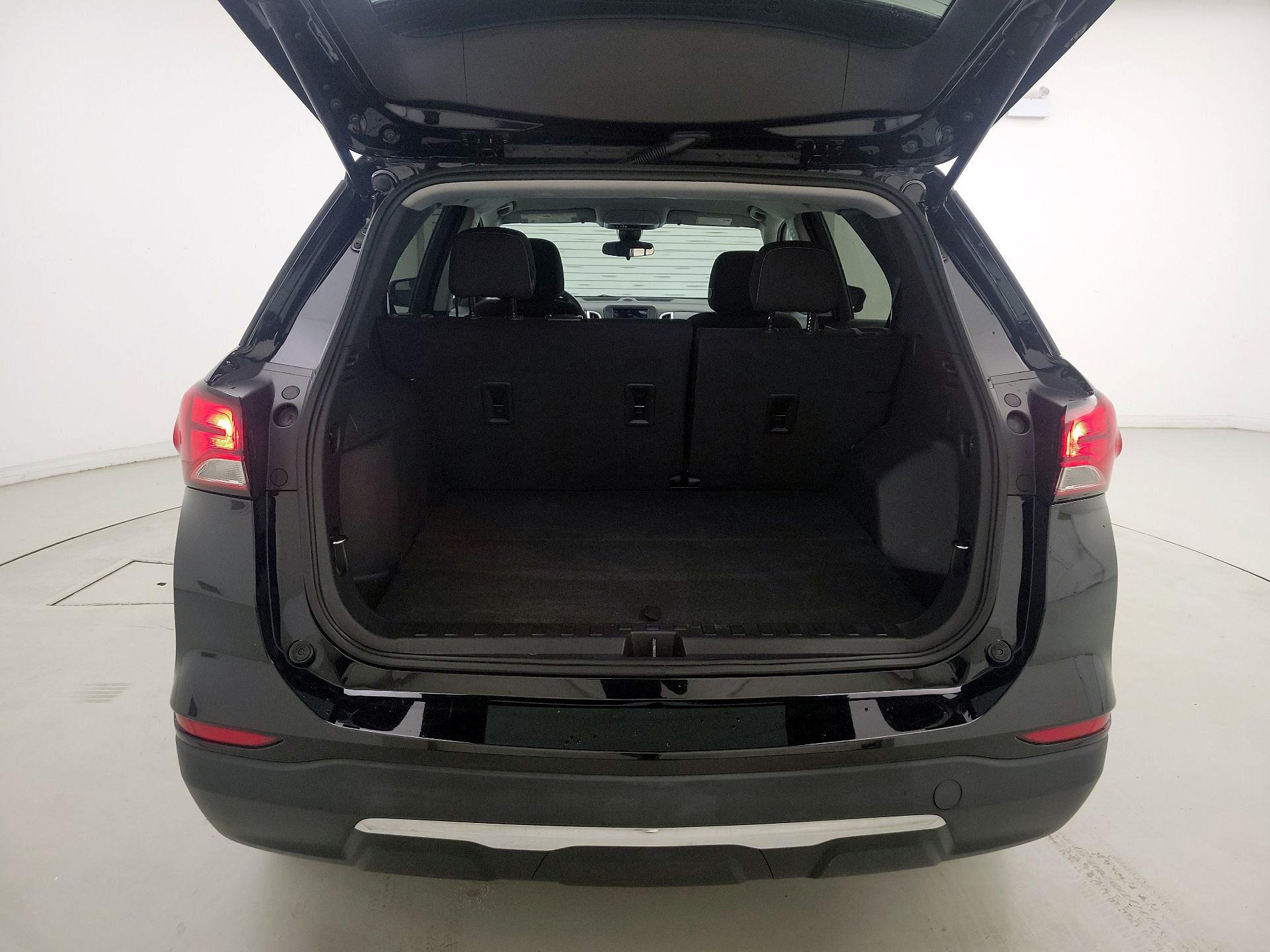 Thumbnail: 2023 Chevrolet Equinox - 20