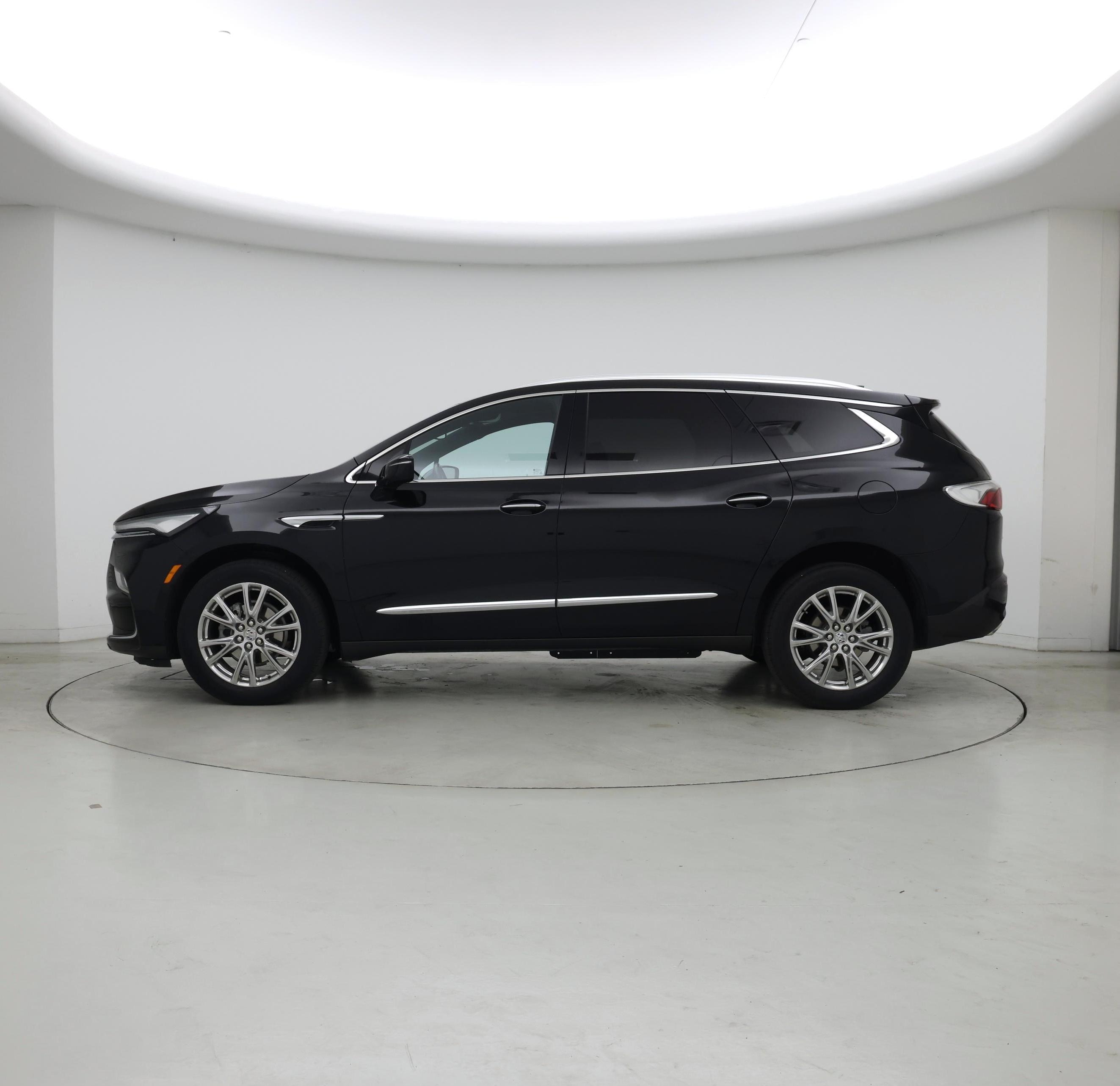 Thumbnail: 2023 Buick Enclave - 3